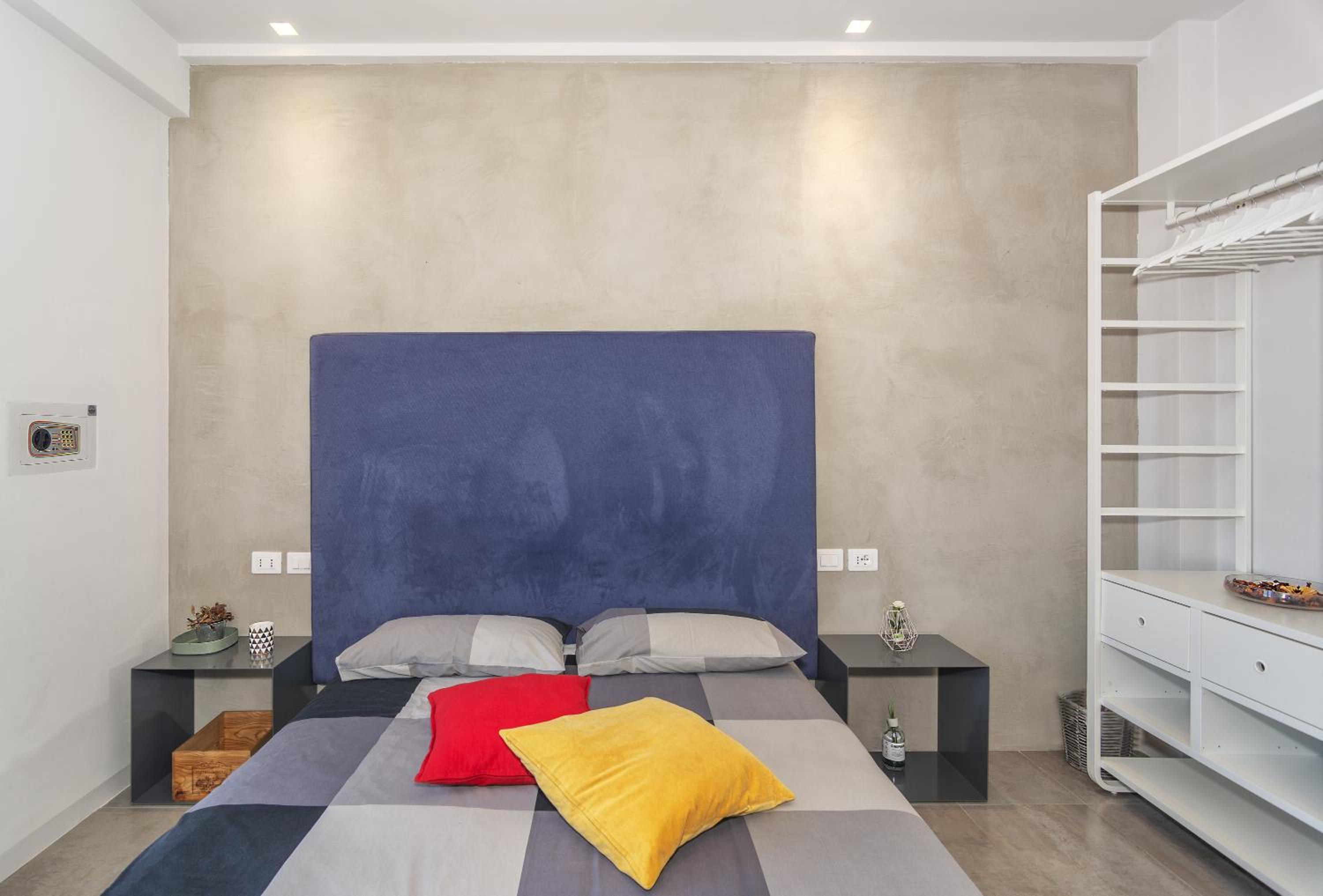 Deluxe Double Room with Balcony photo 3
