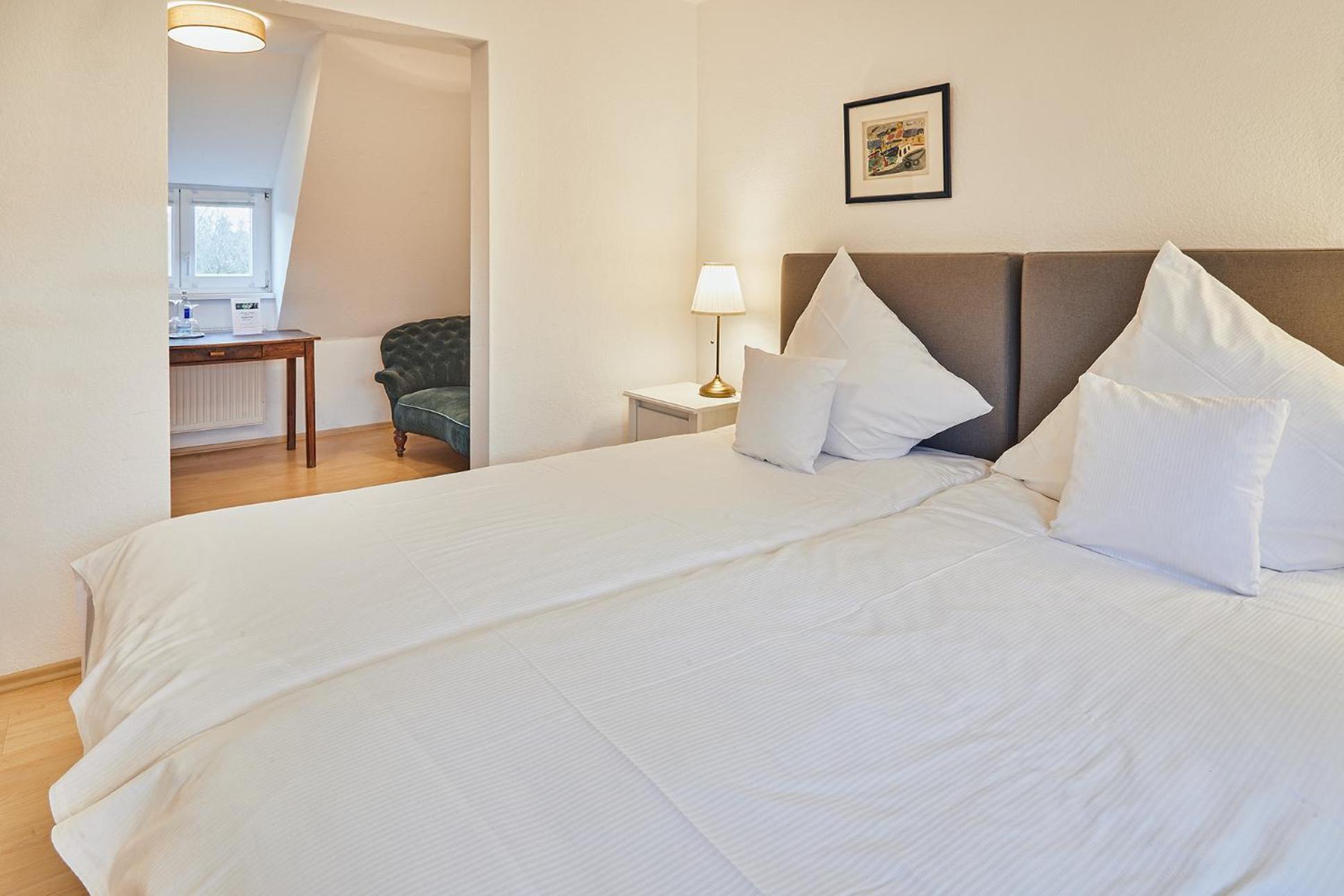 Double Room with Private External Bathroom