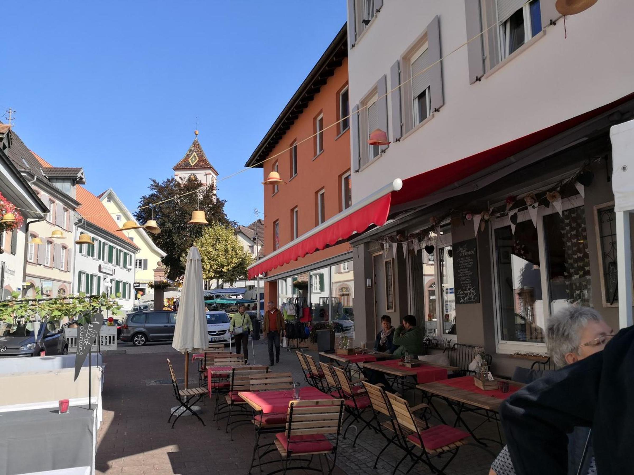 Apartment with Shower photo 2