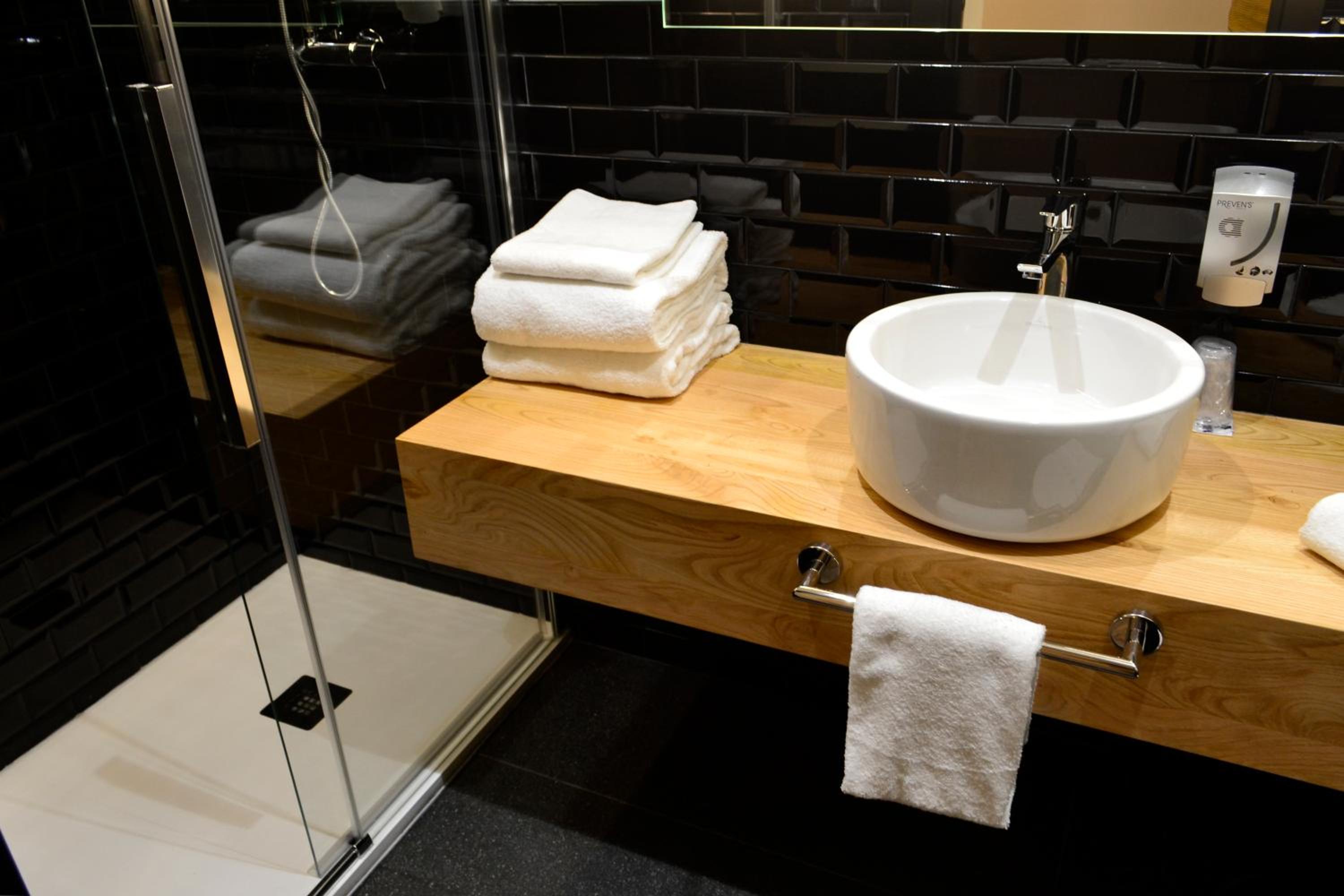 Superior Double Room - Photo 7