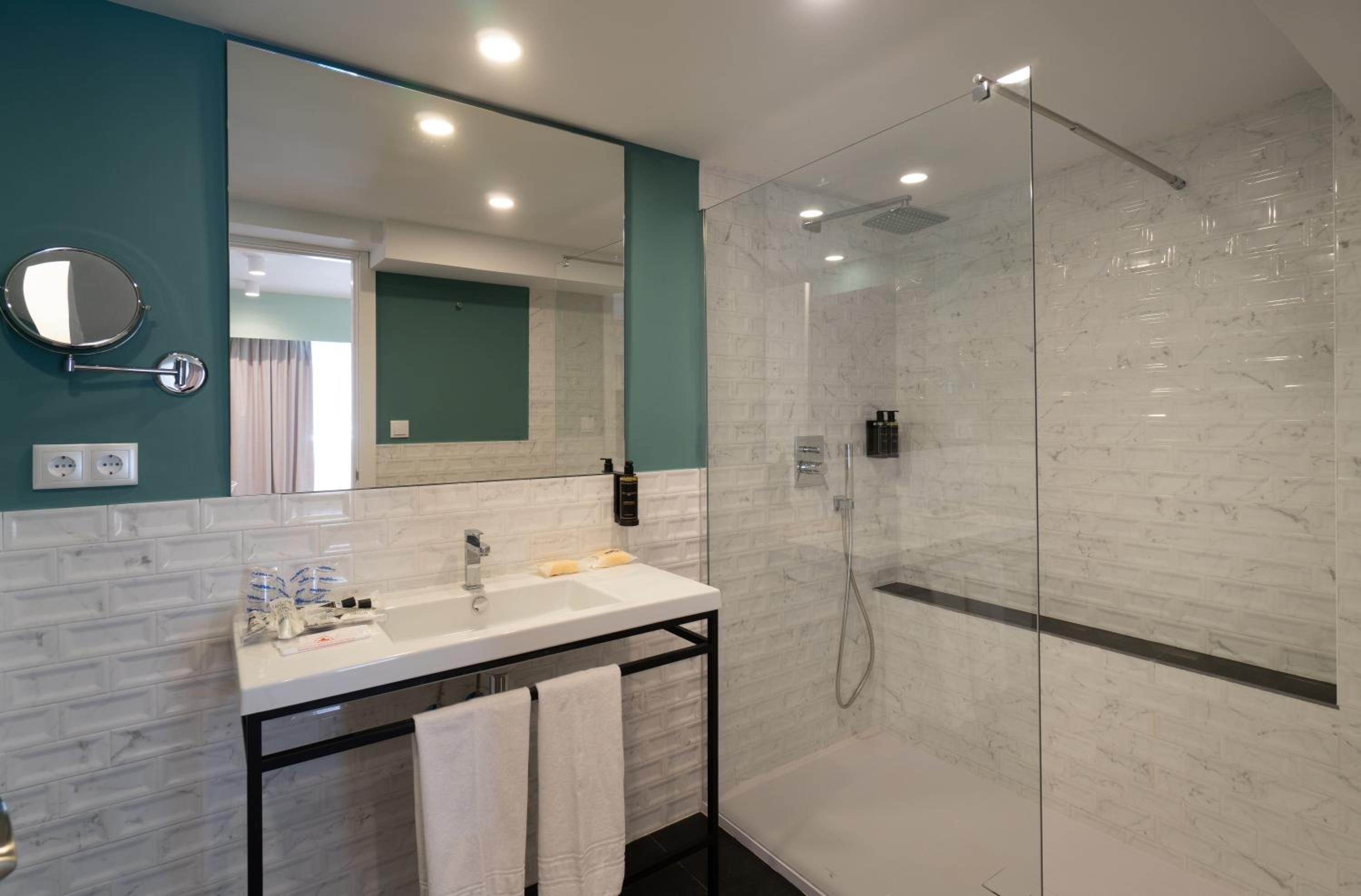 Junior Suite - Photo 19