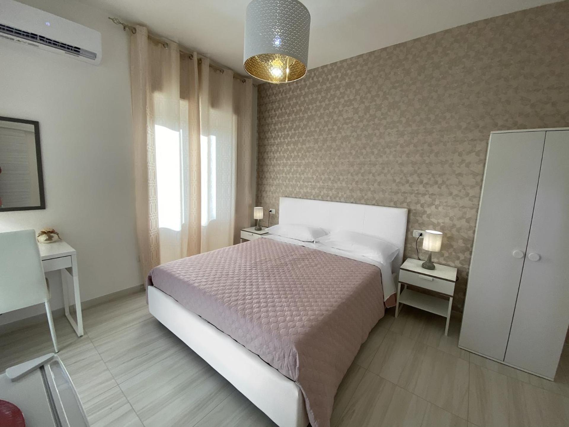 Double Room with Private Bathroom photo 1