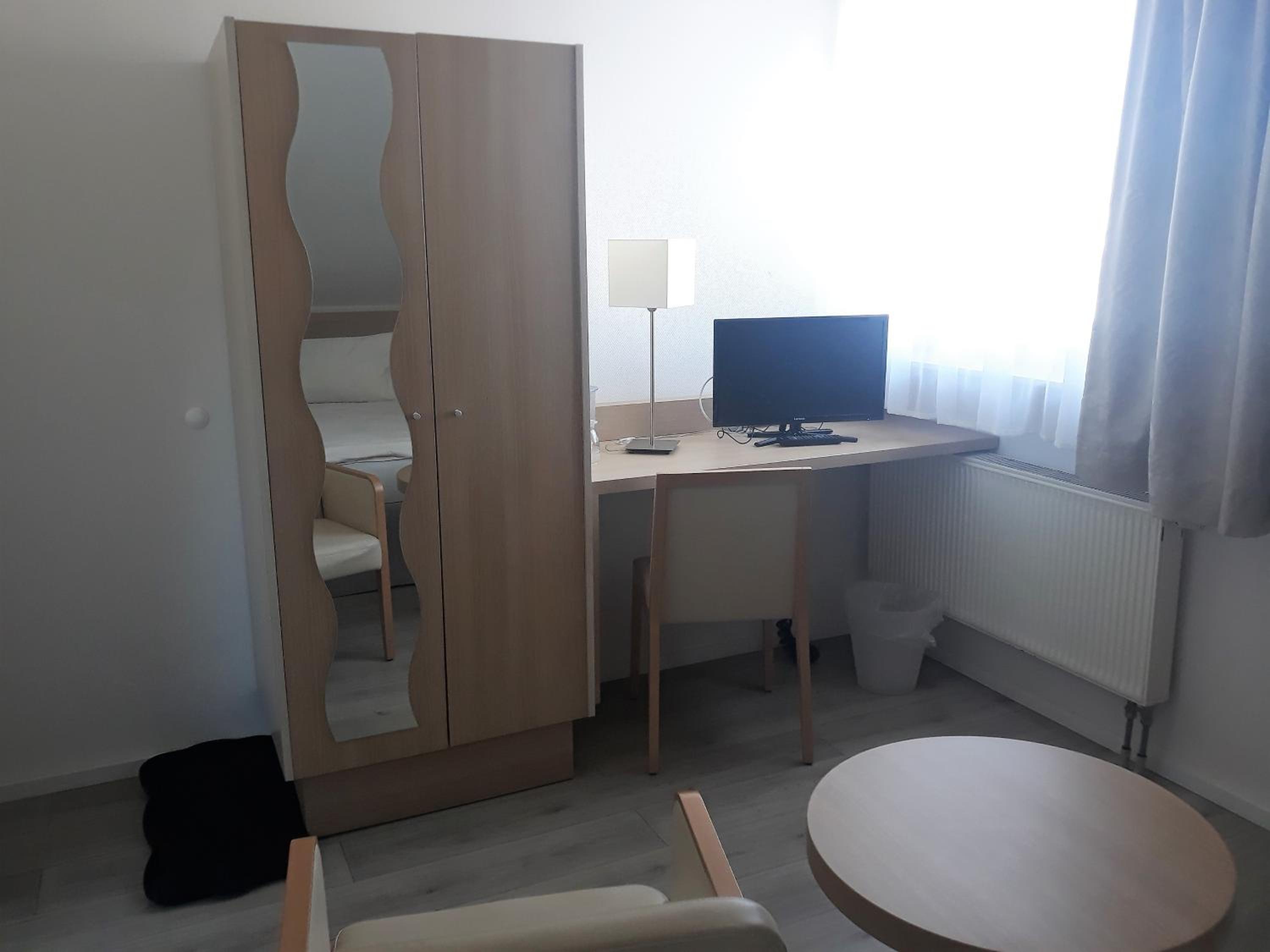 Double Room with Private Bathroom photo 1