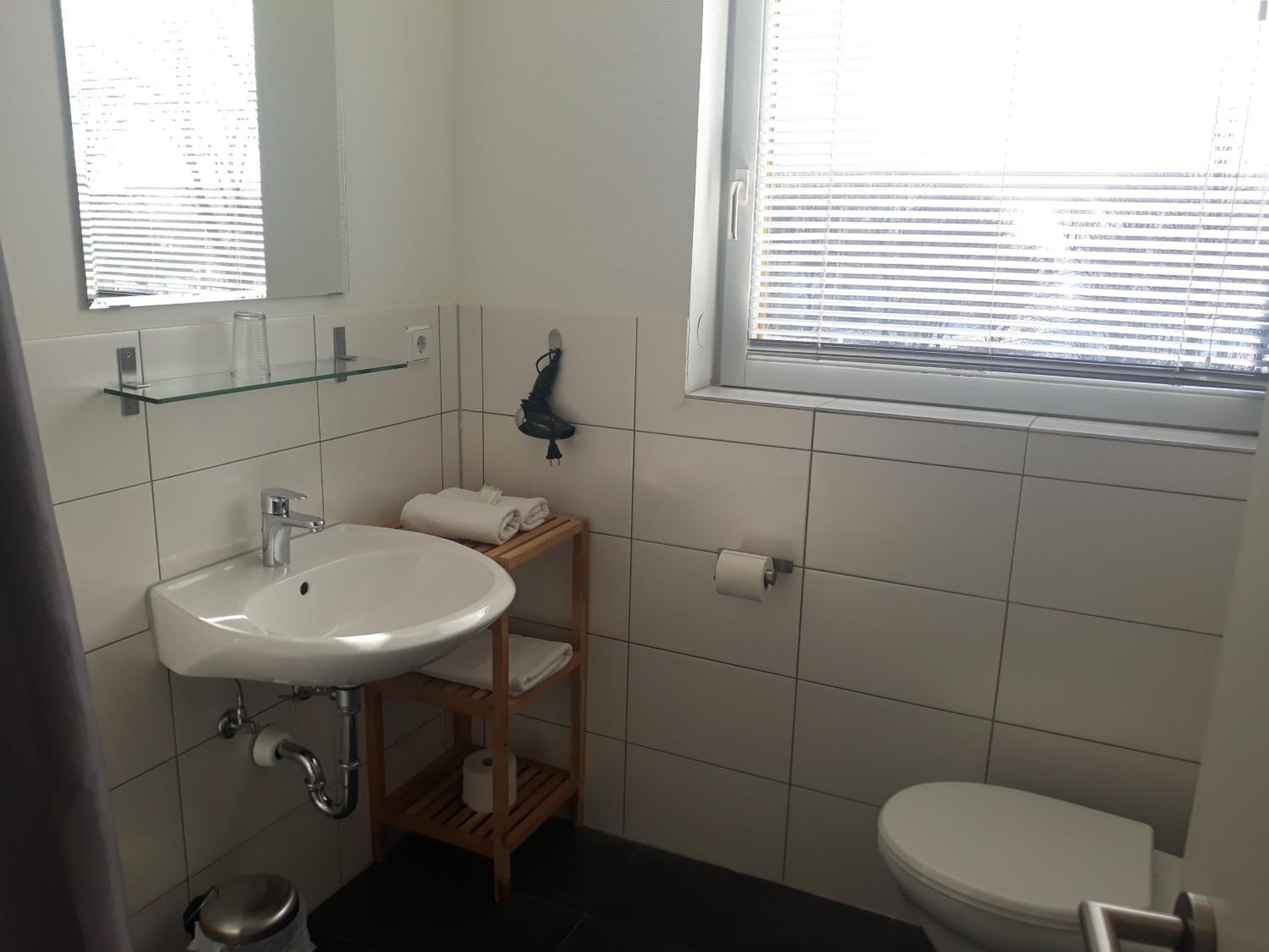 Single Room photo 3