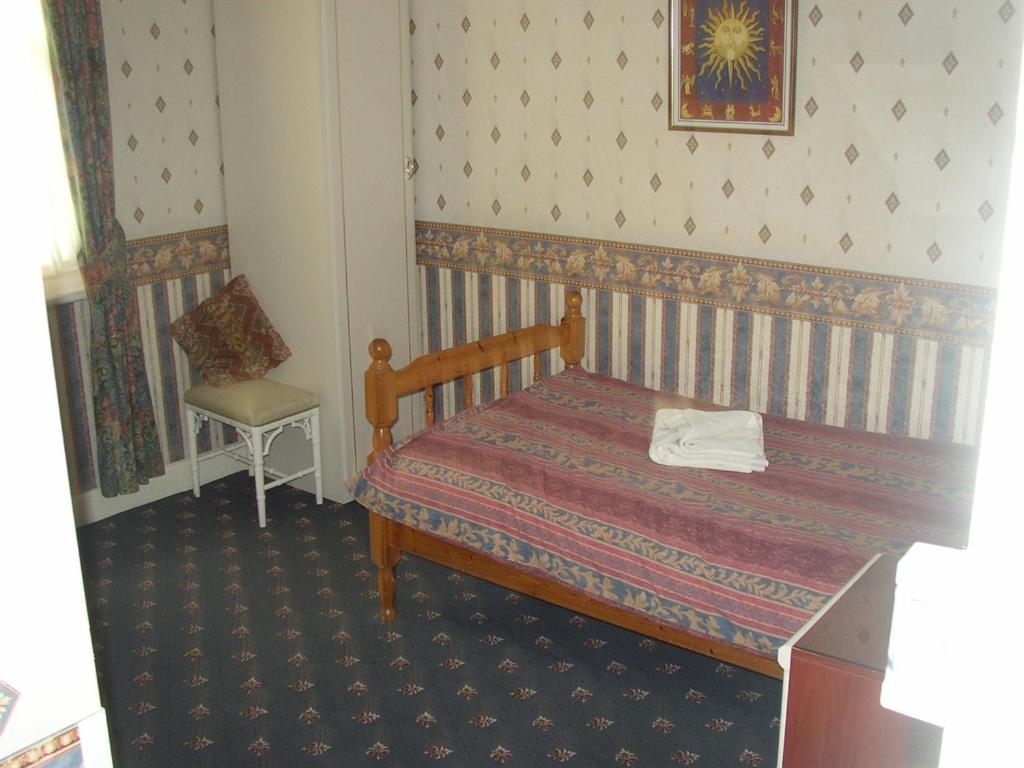 Standard Single Room