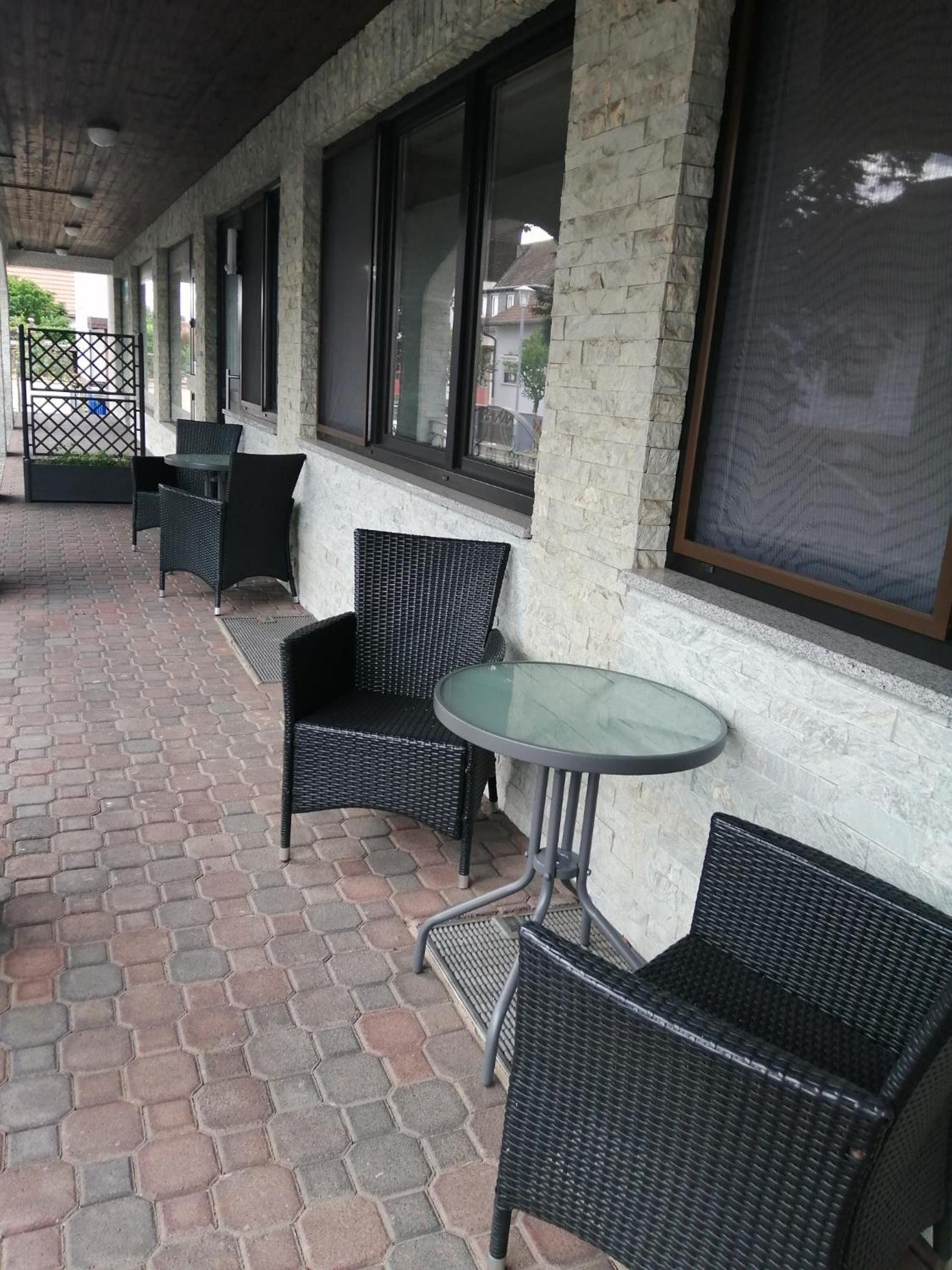 Apartment - Photo 4