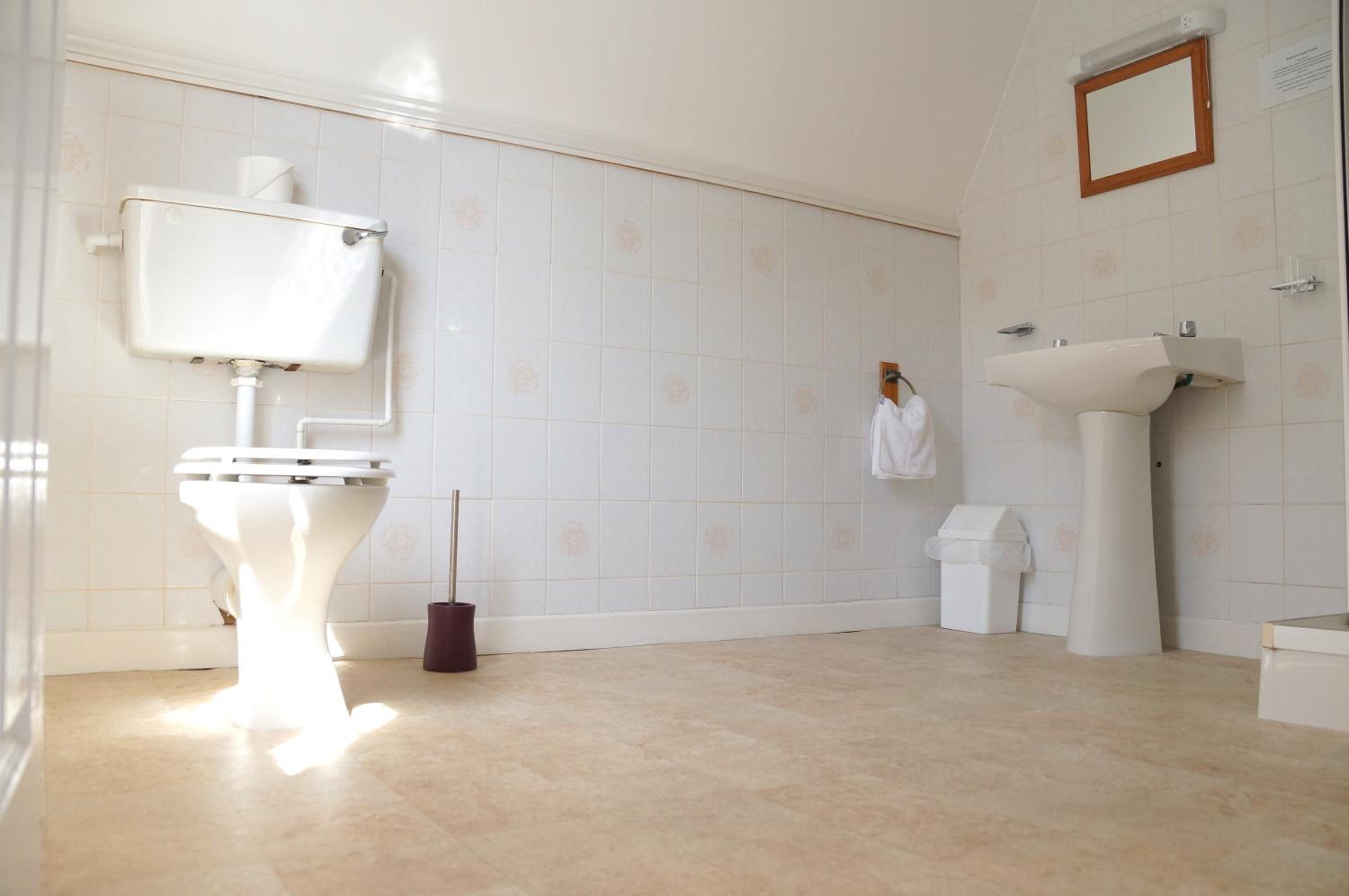 Standard Double Room - Photo 2