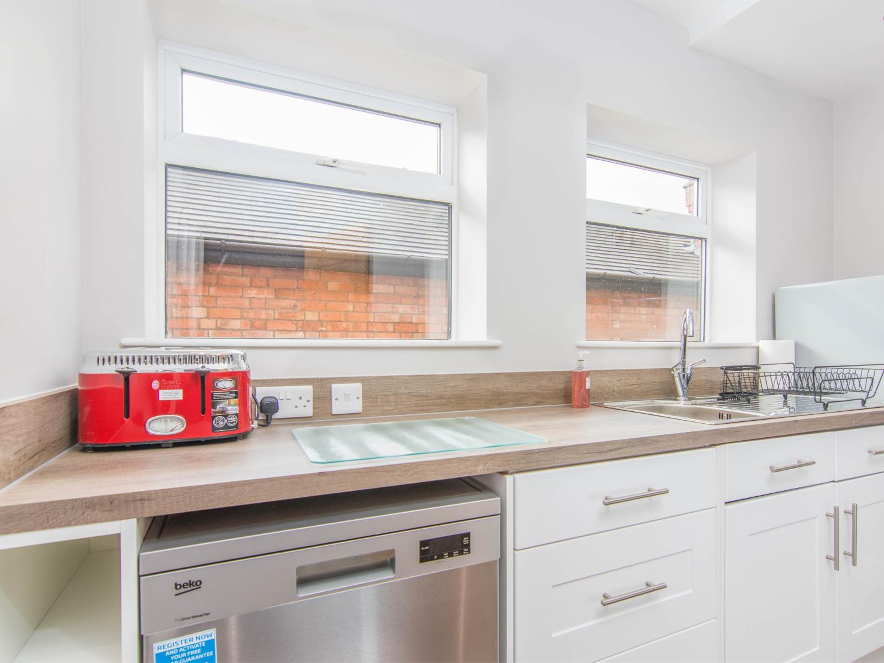 Two-Bedroom Apartment with City View photo 3