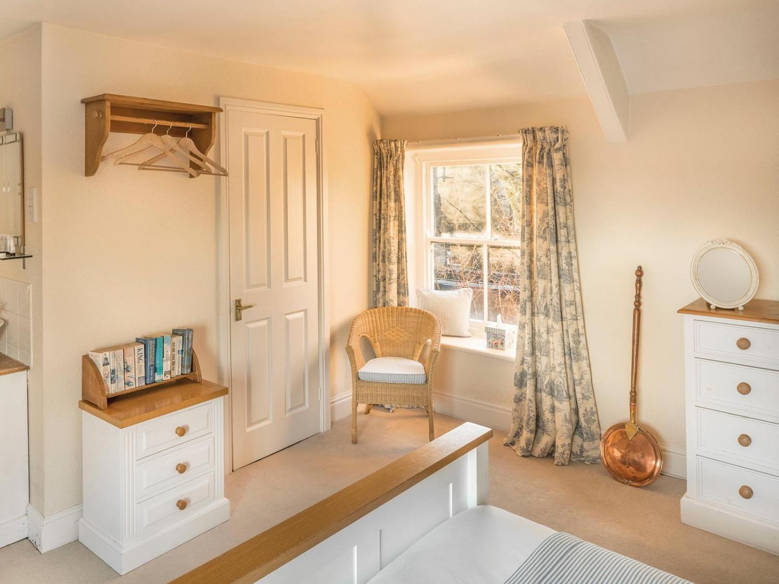 Standard Triple Room photo 3