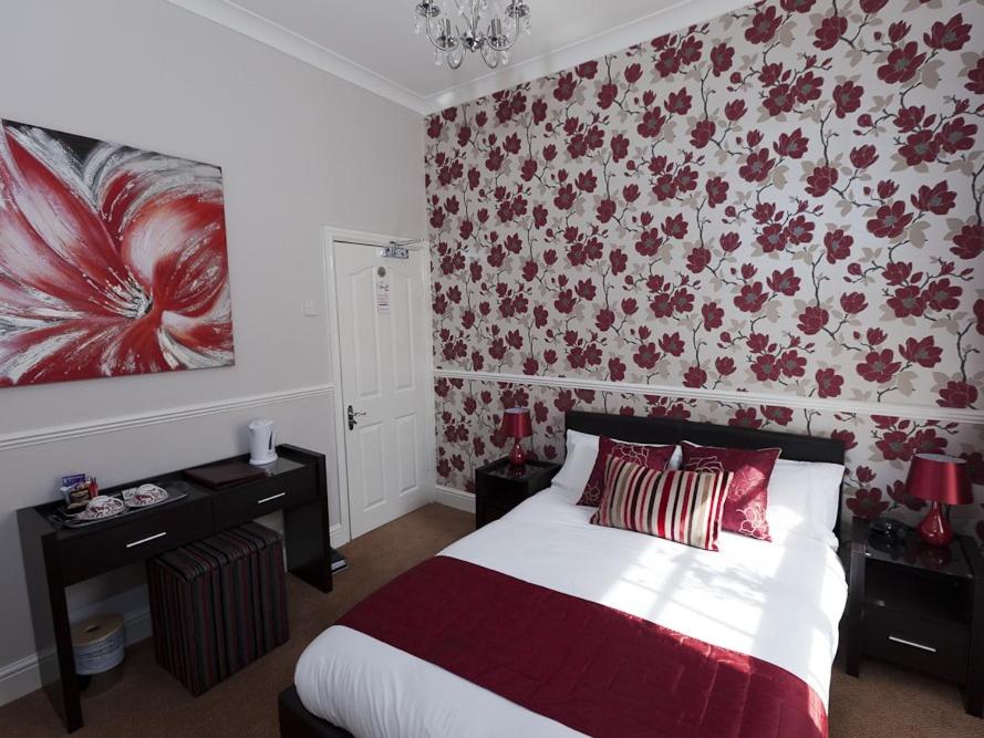 Standard Double Room photo 2