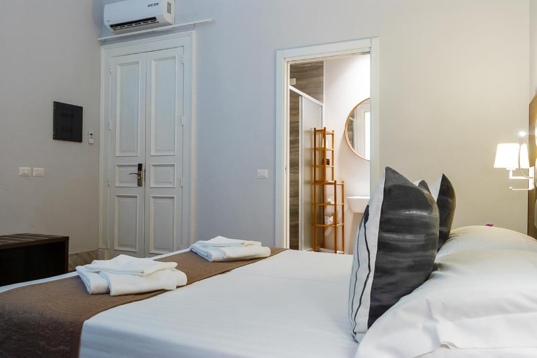 Executive Triple Room photo 3