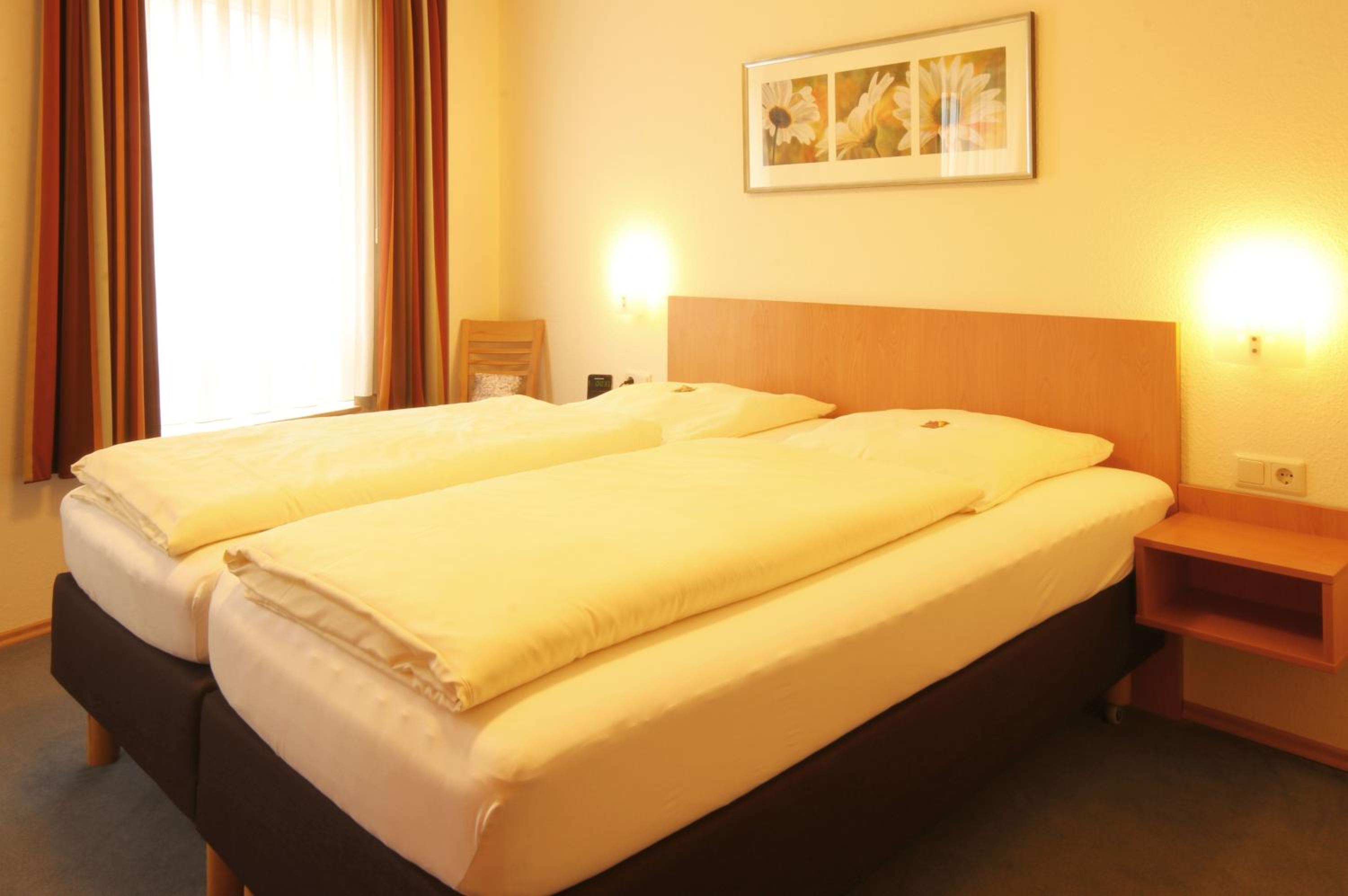 Standard Double Room - Photo 1