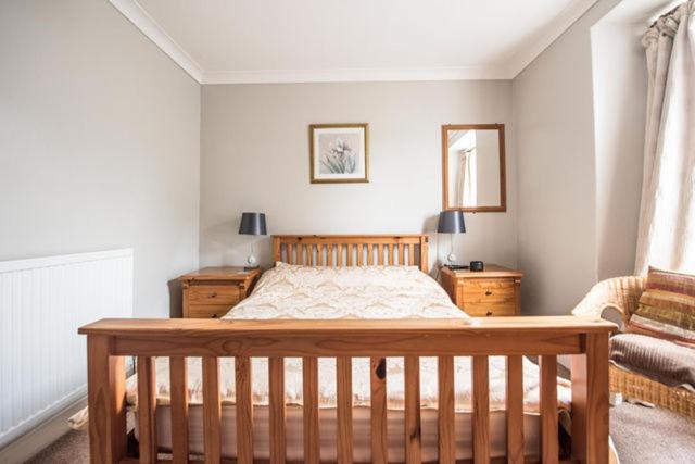Standard Double Room - Photo 9