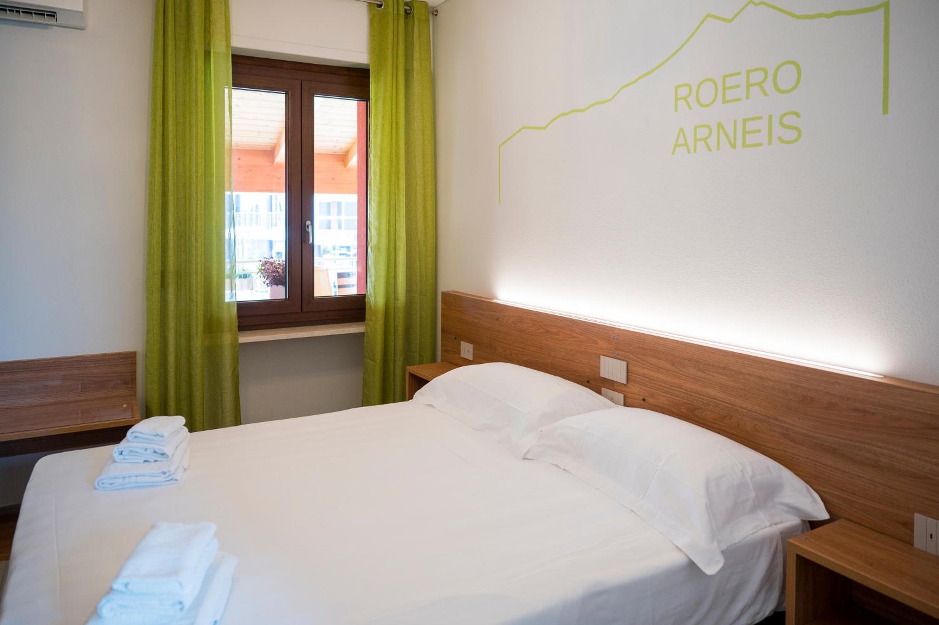 Standard Double Room - Photo 1