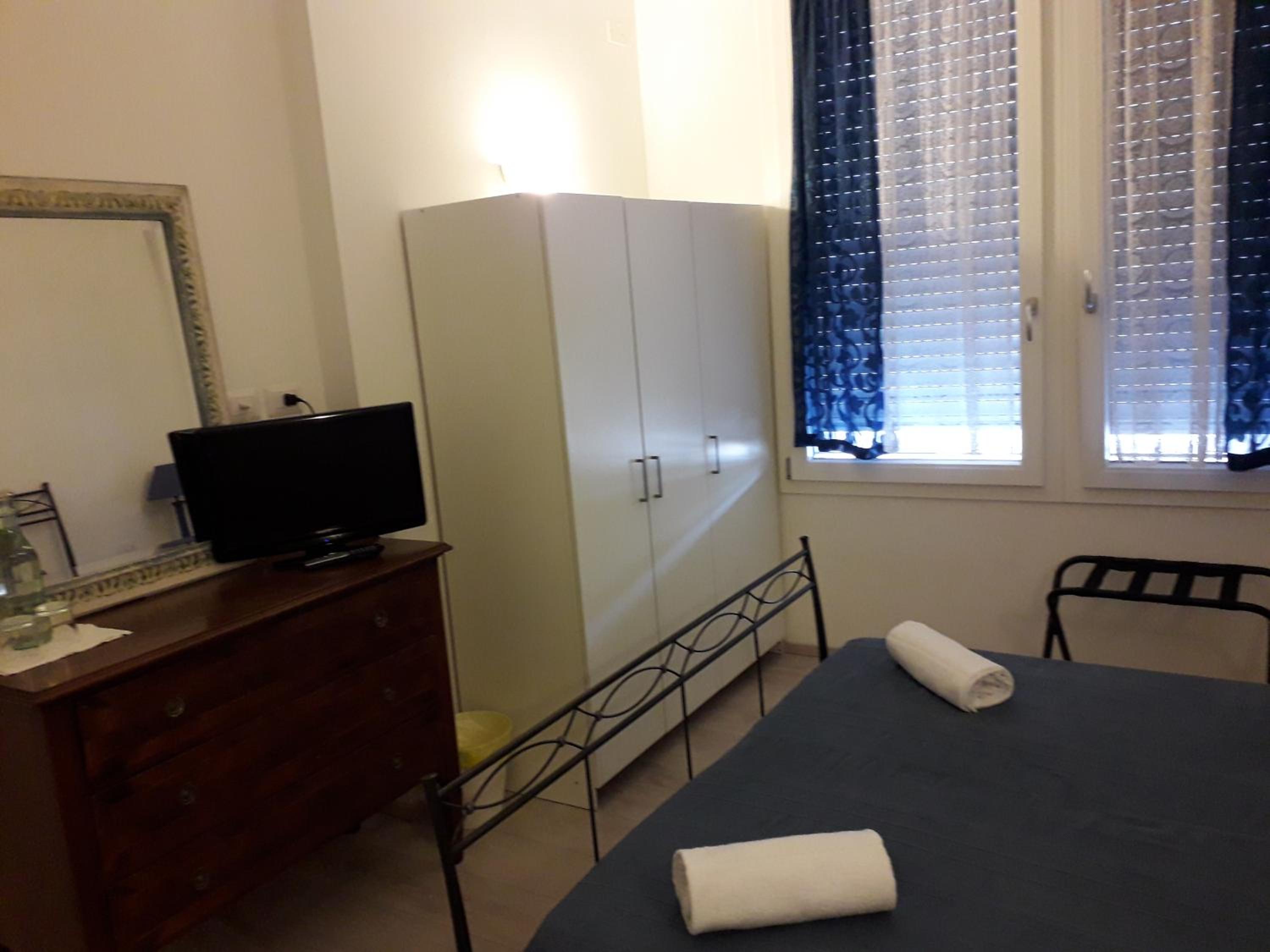 Double Room with Internal Private Bathroom photo 2