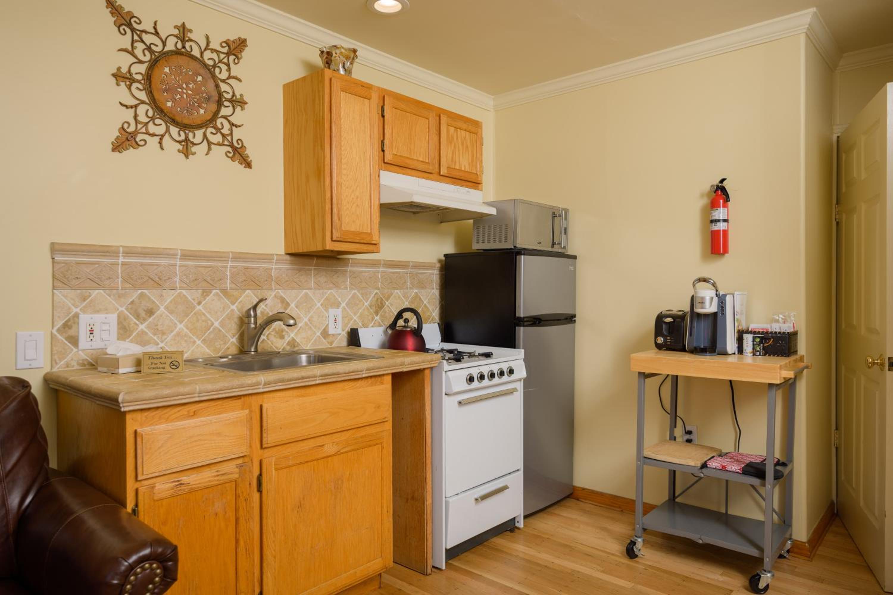 Double Room - Disability Access (No Pets) thumbnail 6