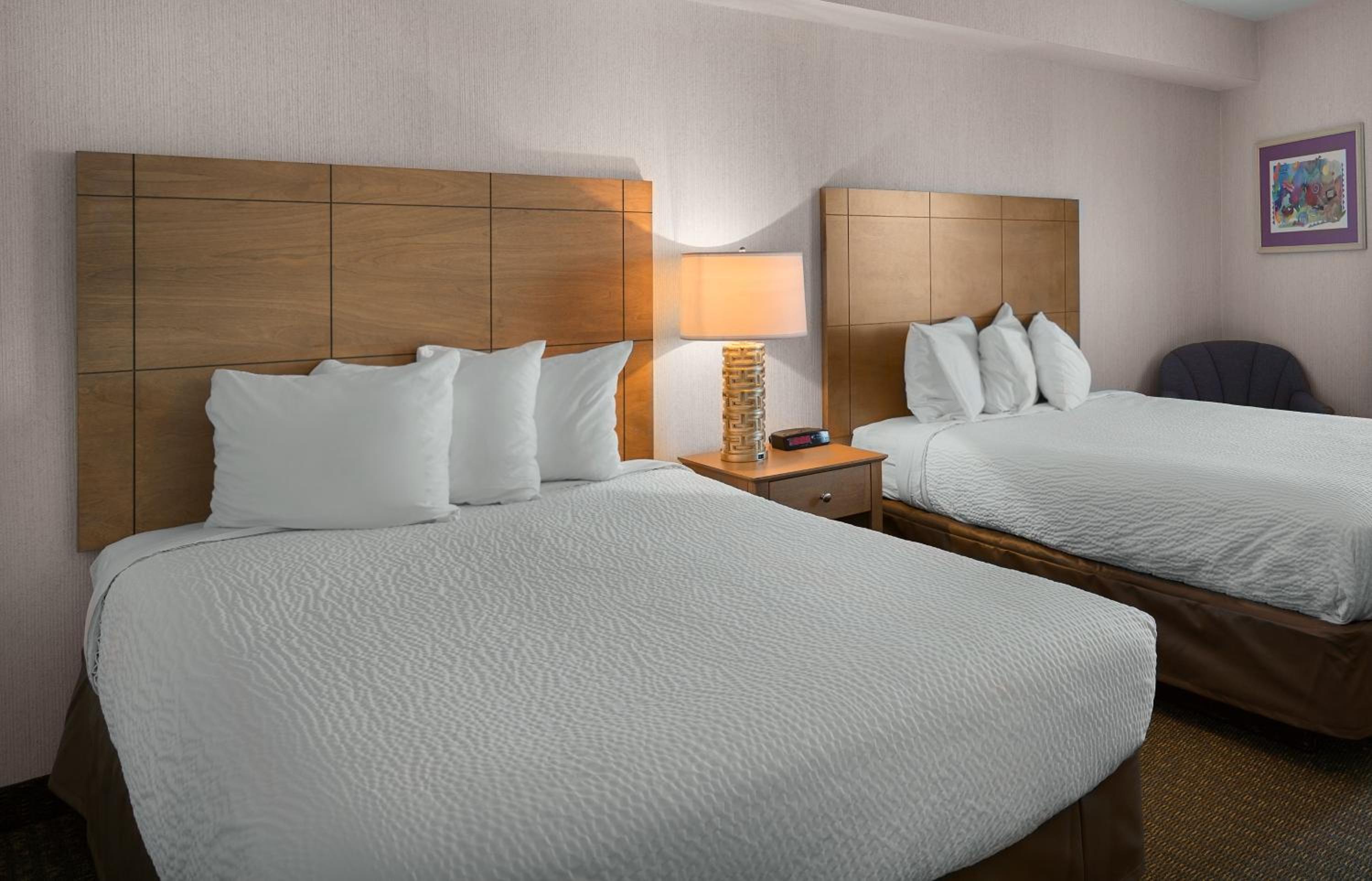 Two-Bedroom Suite with Ocean View - Photo 5