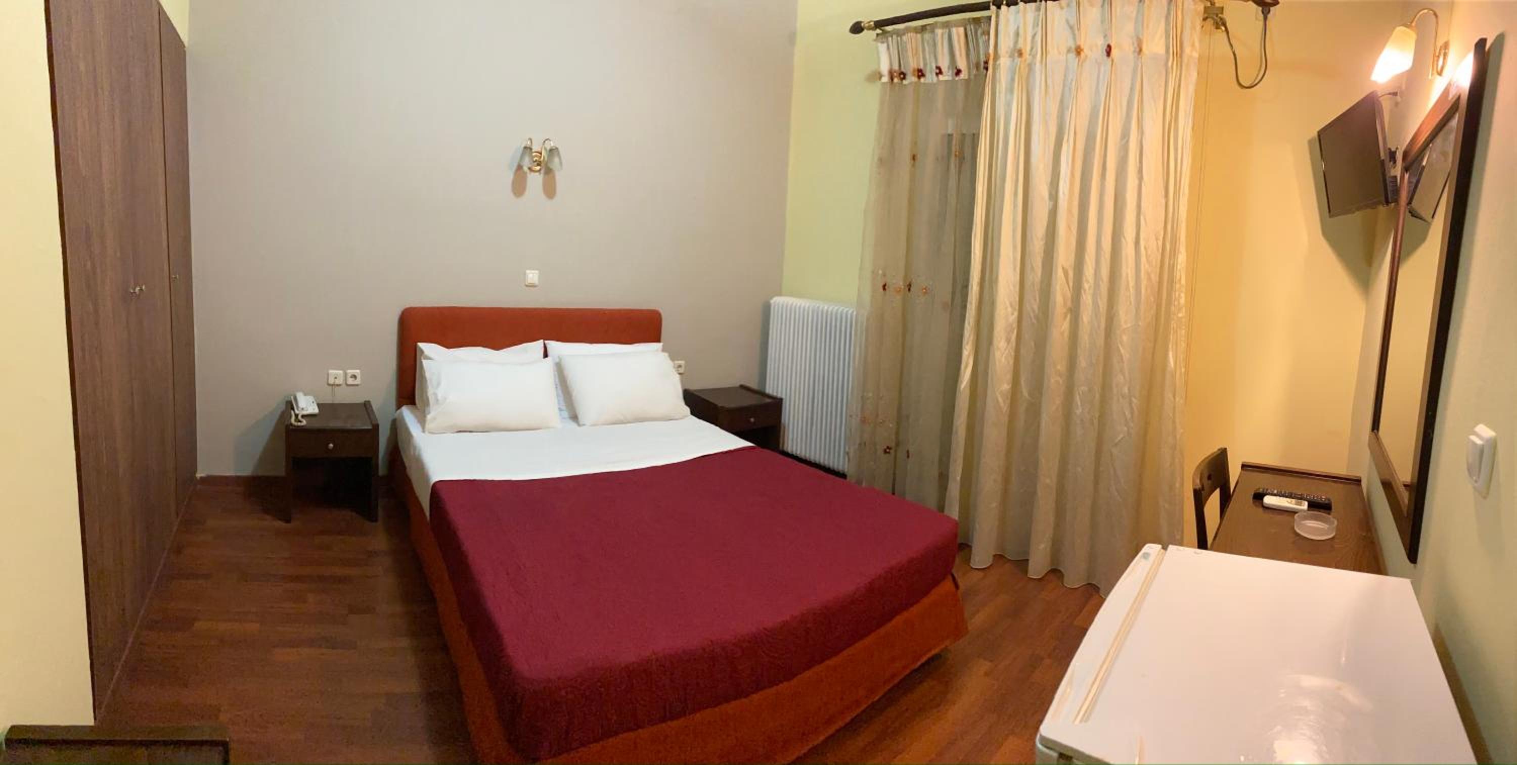 Double Room - Photo 5
