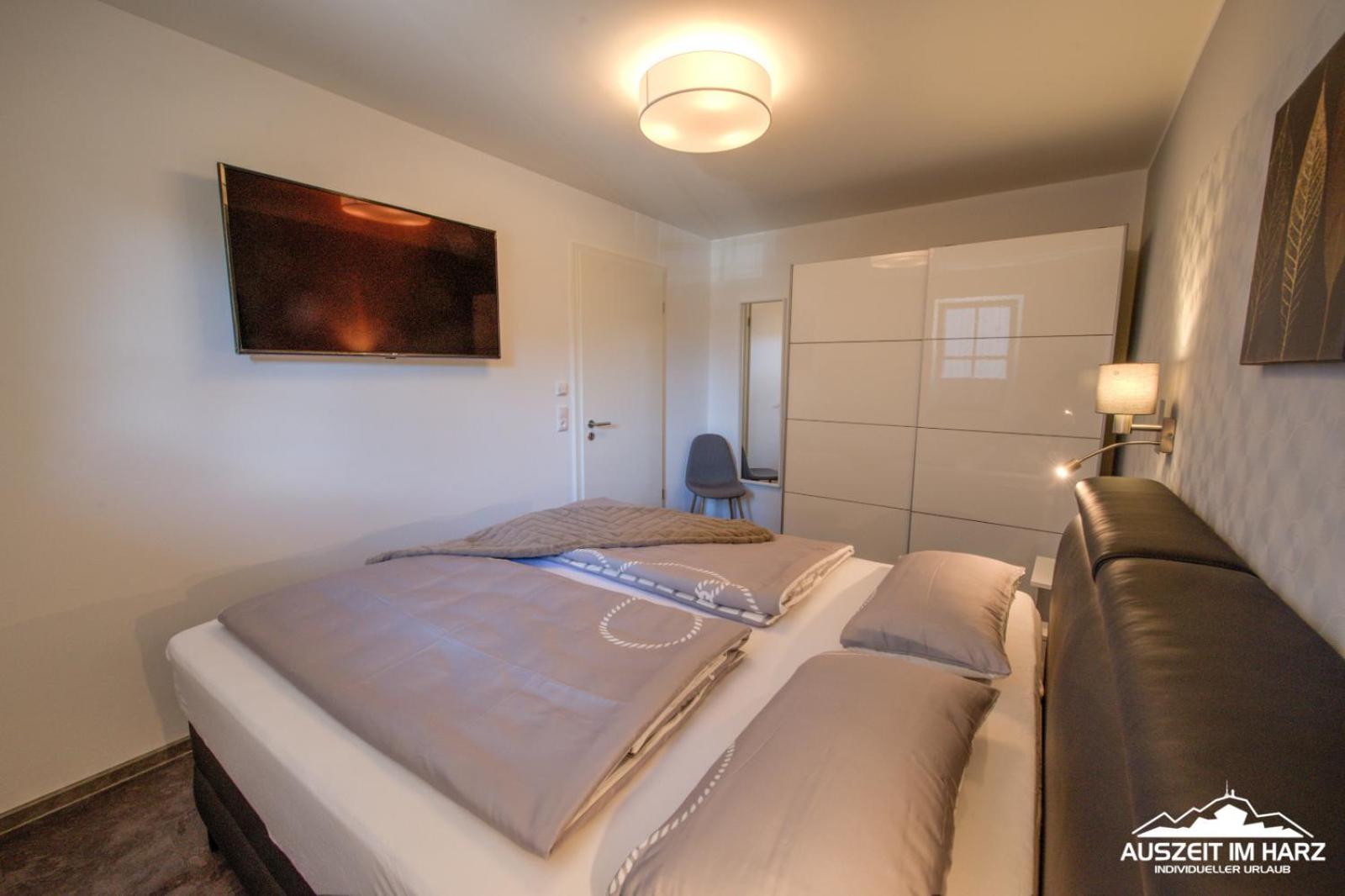 Three-Bedroom Apartment photo 2