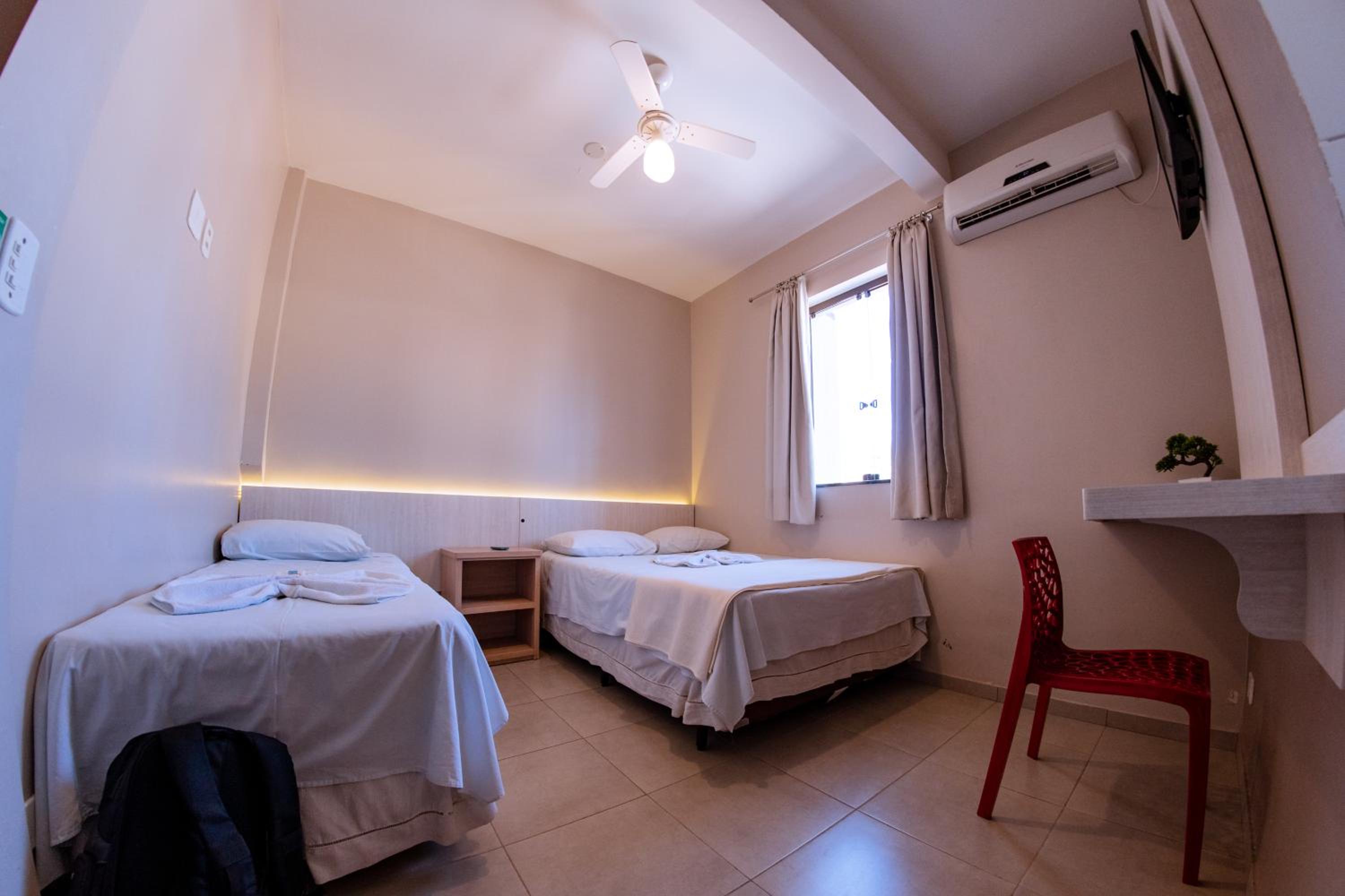 Deluxe Double or Twin Room photo 1