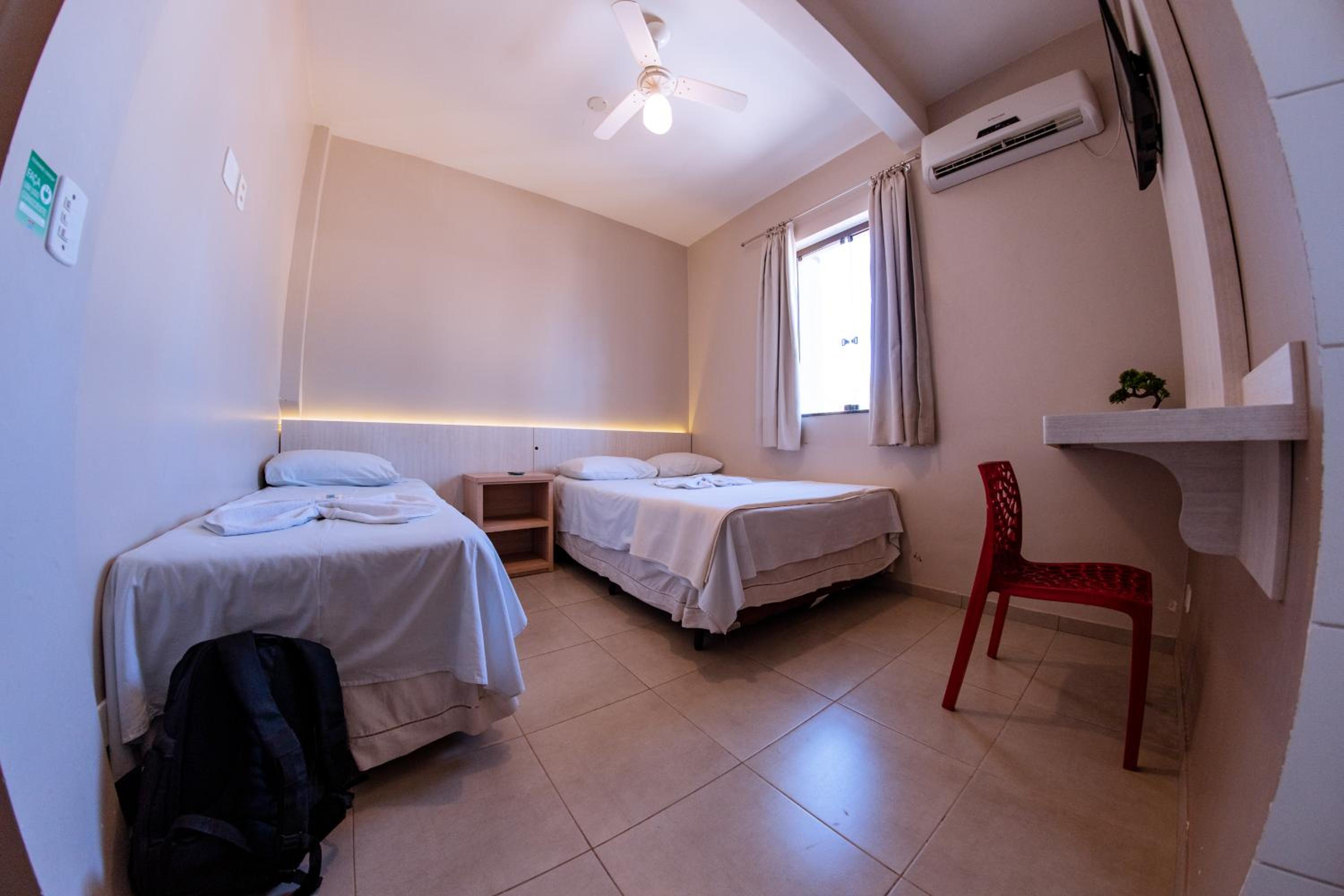 Deluxe Double or Twin Room photo 3