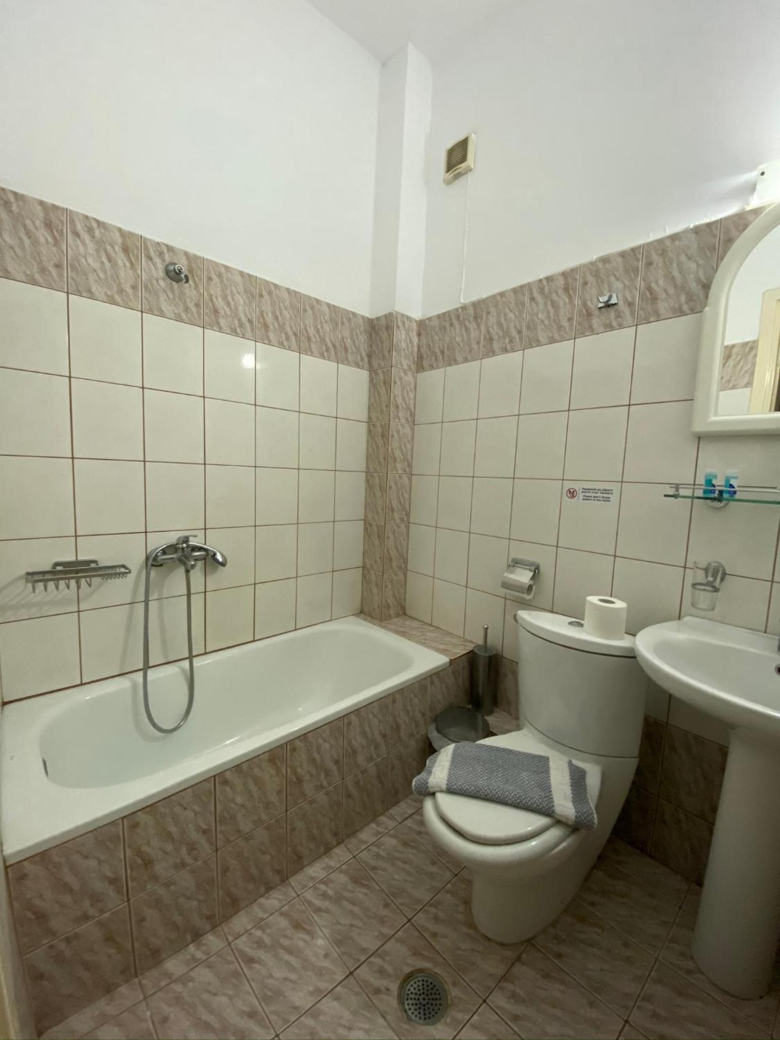 Triple Room - Photo 2
