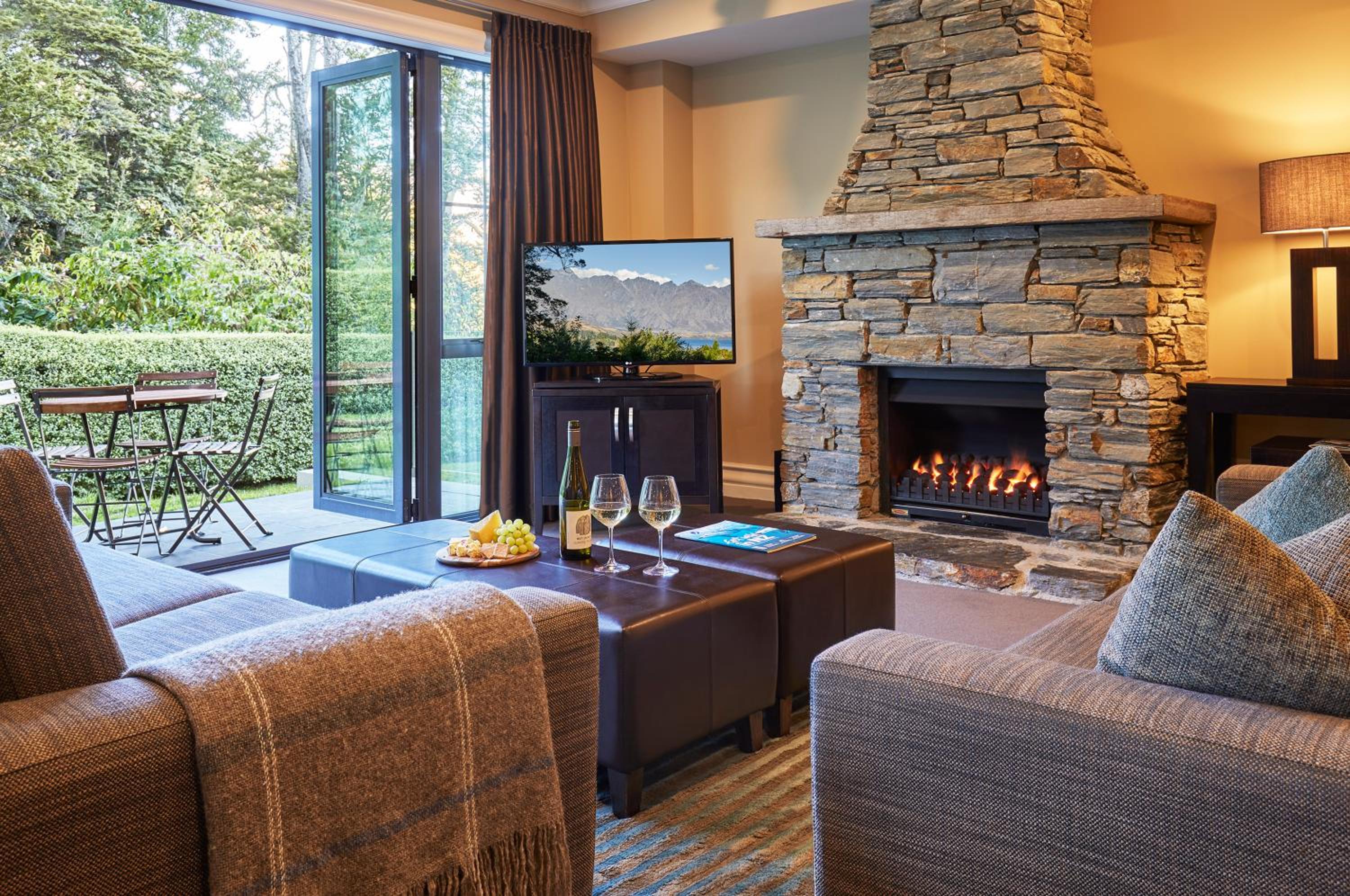 Three-Bedroom Villa with Alpine View