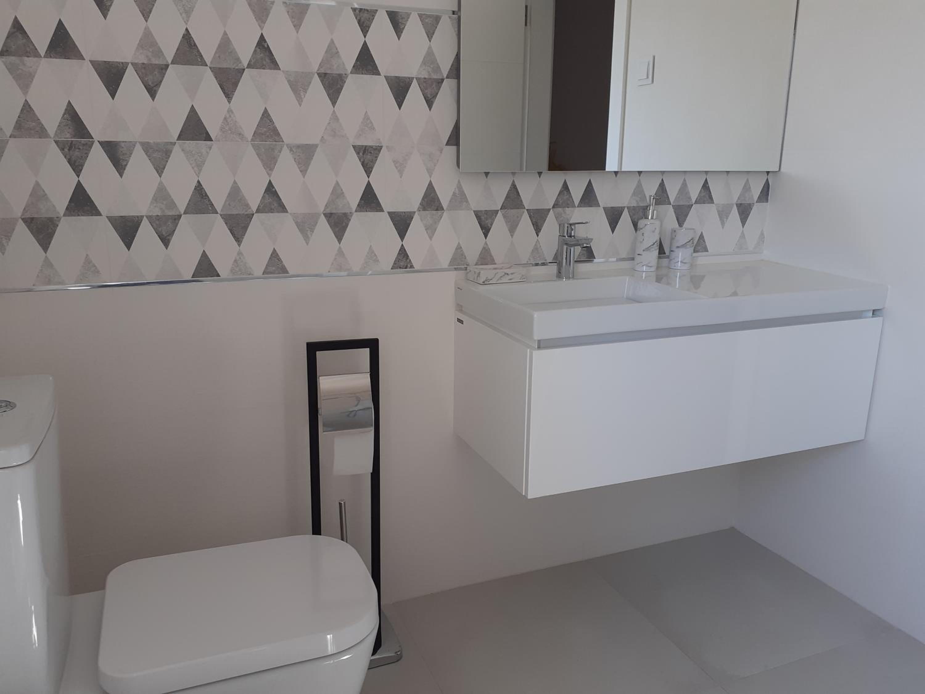 Double Room with Mountain View - Photo 10