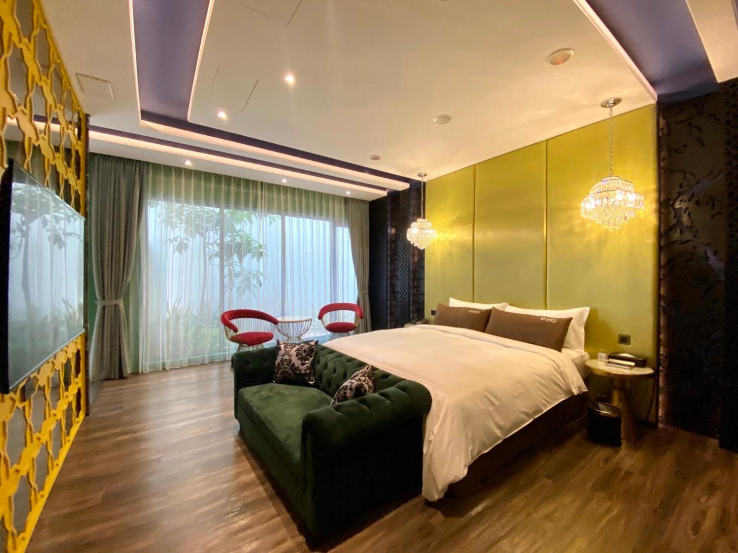 Business Standard Double Room(Free Outdoor Parking)(Check-in after 16:00 on weekdays)