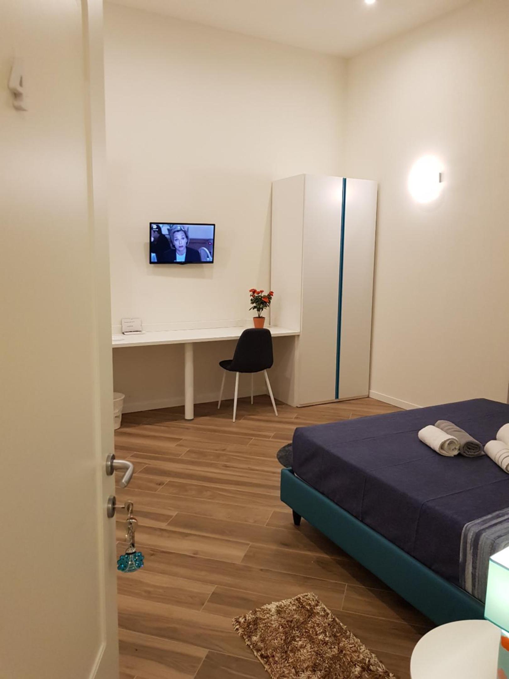Double Room - Photo 2