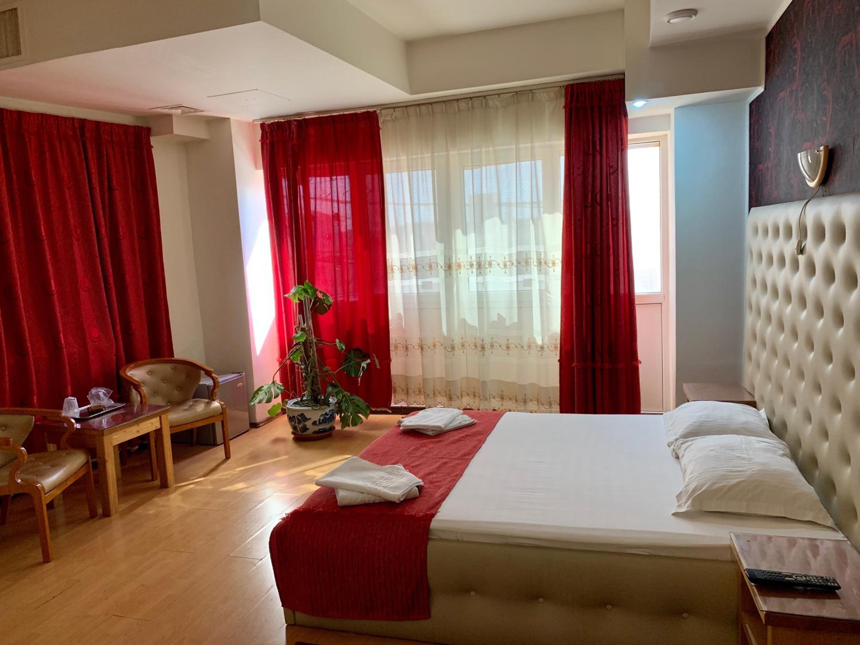 Deluxe Double Room photo 3