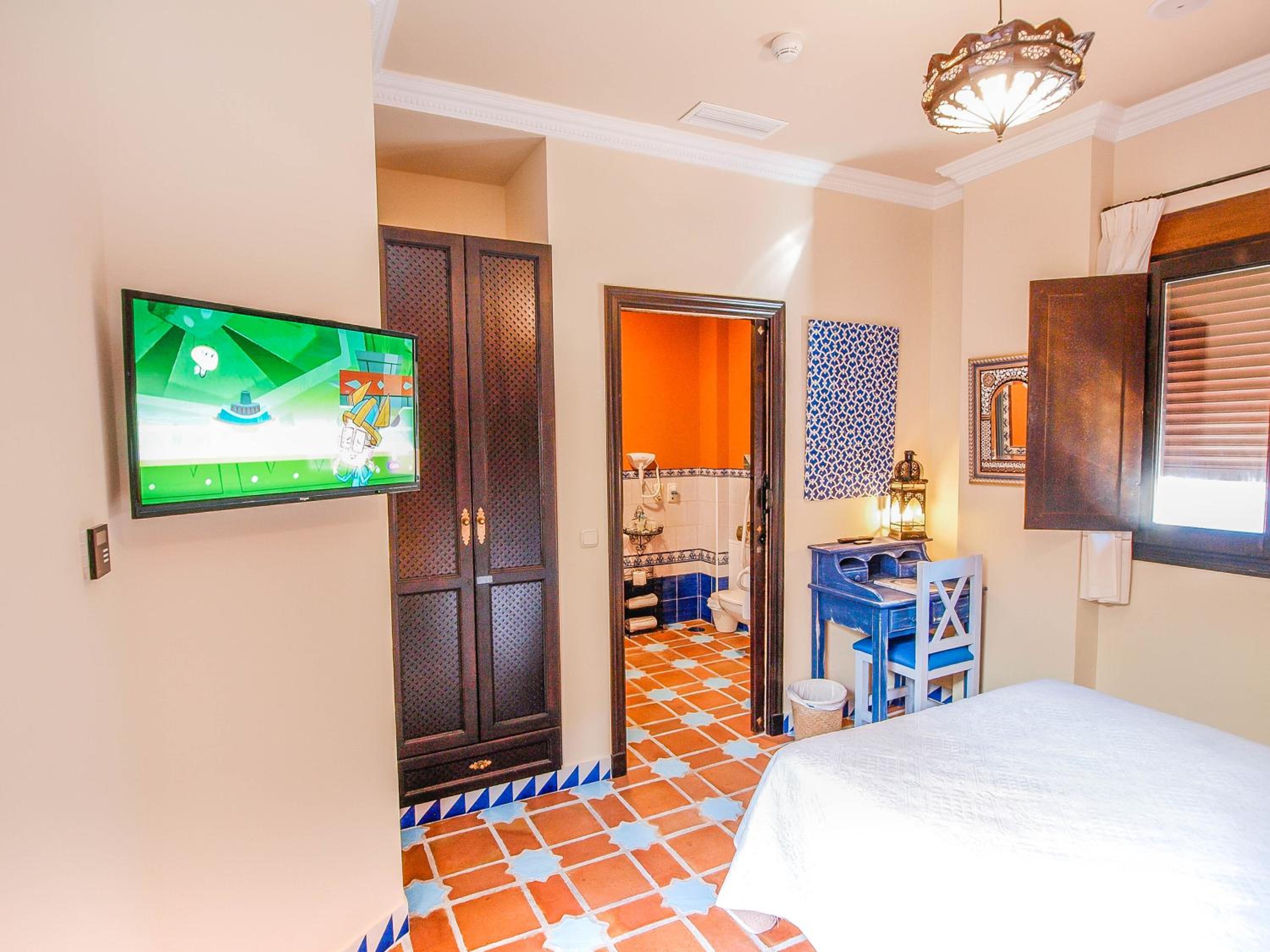 Standard Double Room with Extra Bed photo 3
