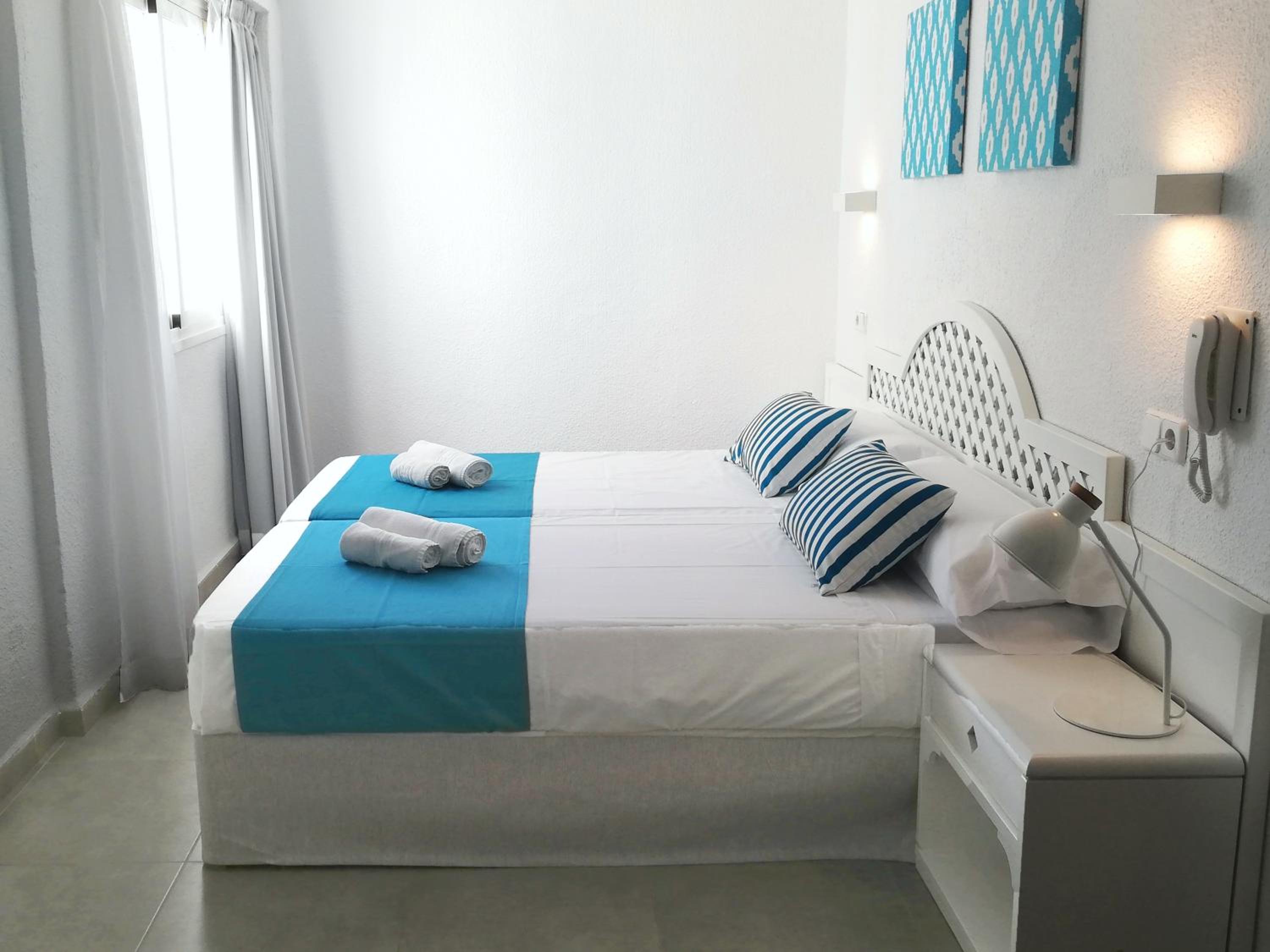 Double Room without Balcony - Photo 4