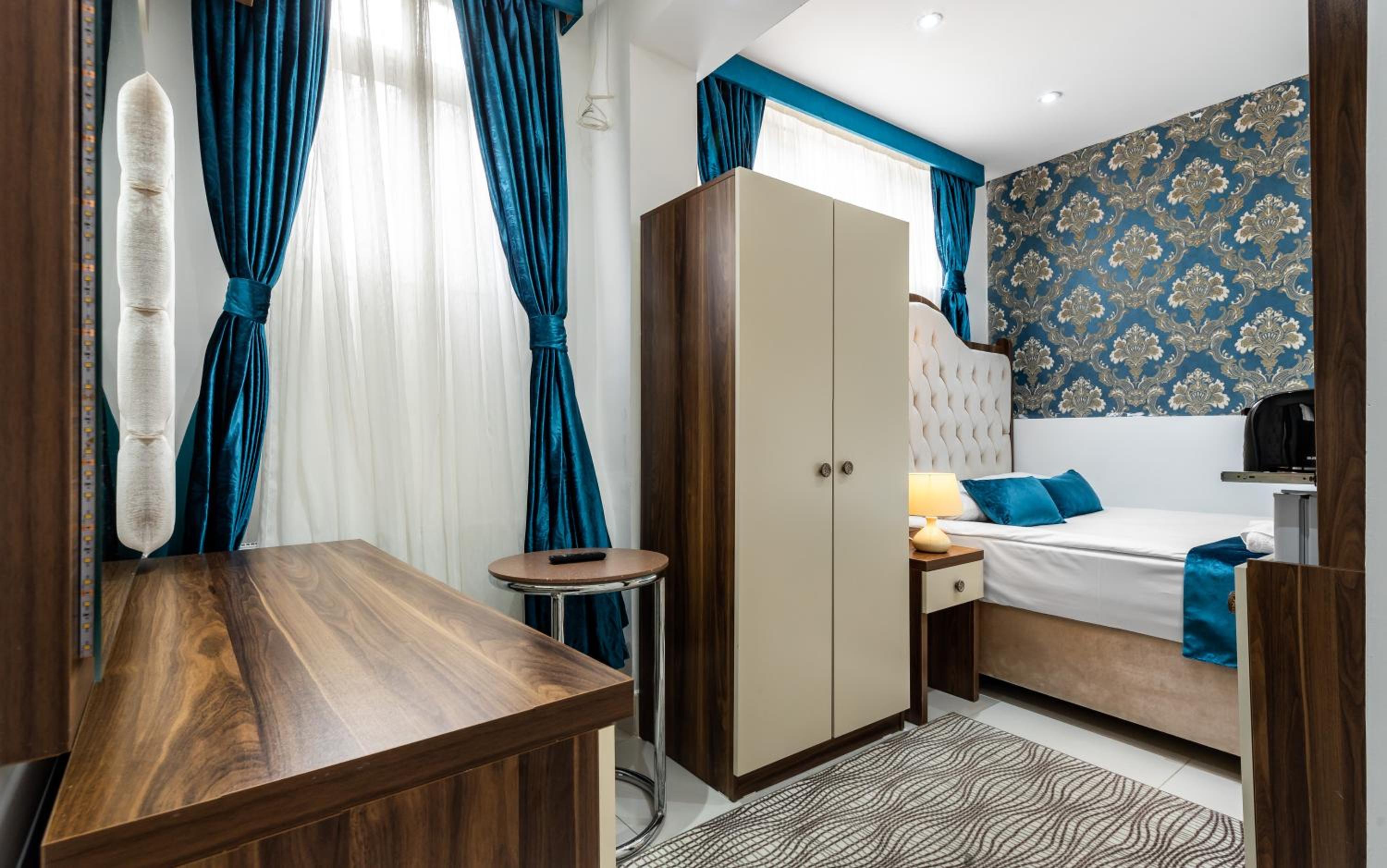 Standard Double Room photo 2