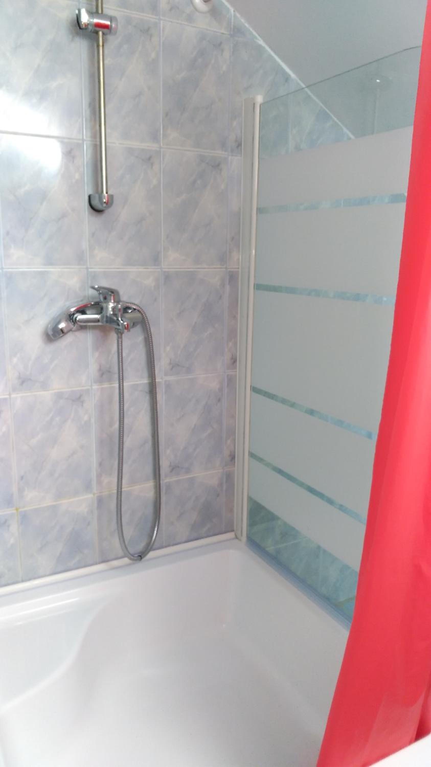 Triple Room with Balcony - Photo 26