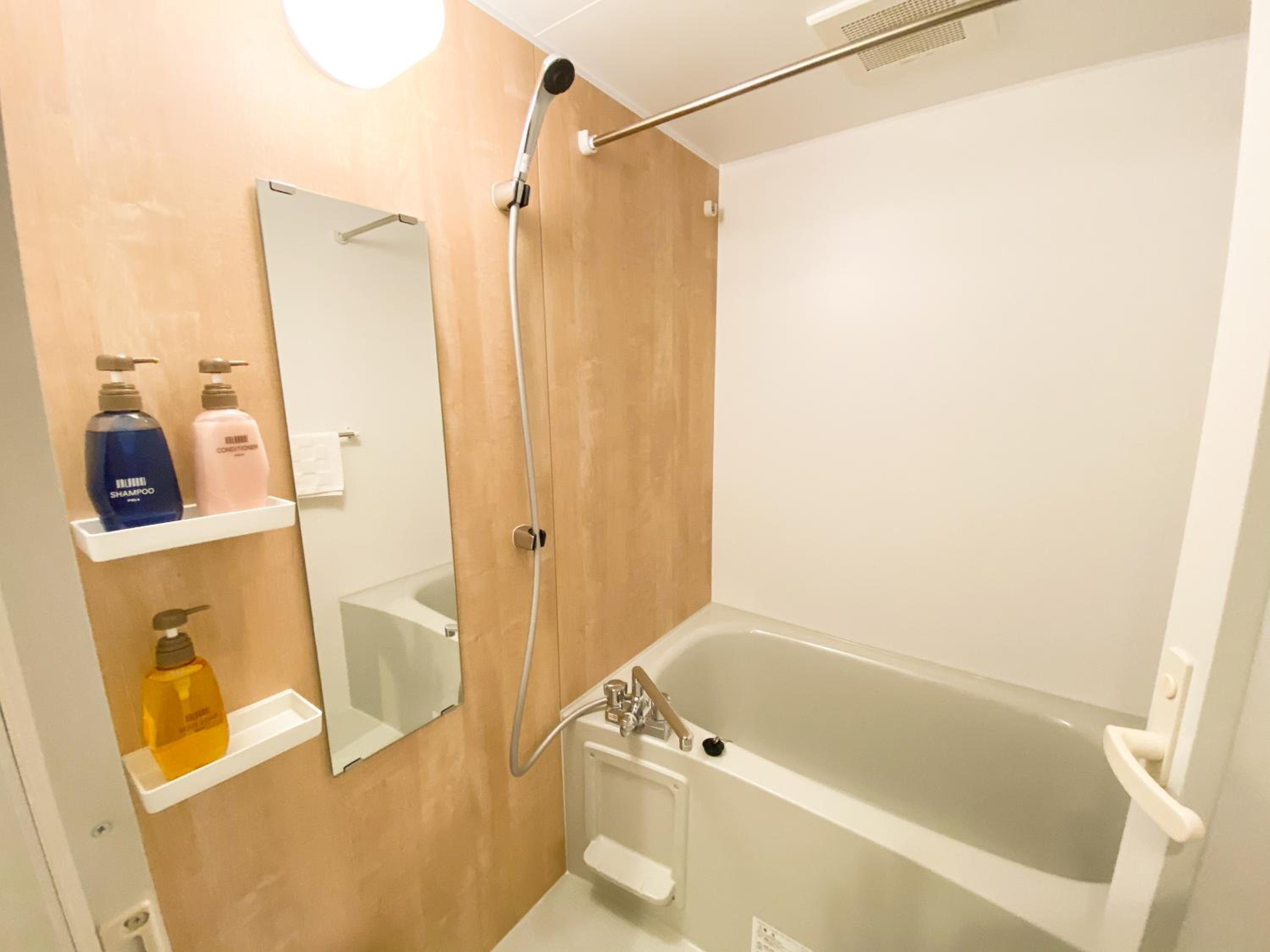 Deluxe Twin Room - Photo 8