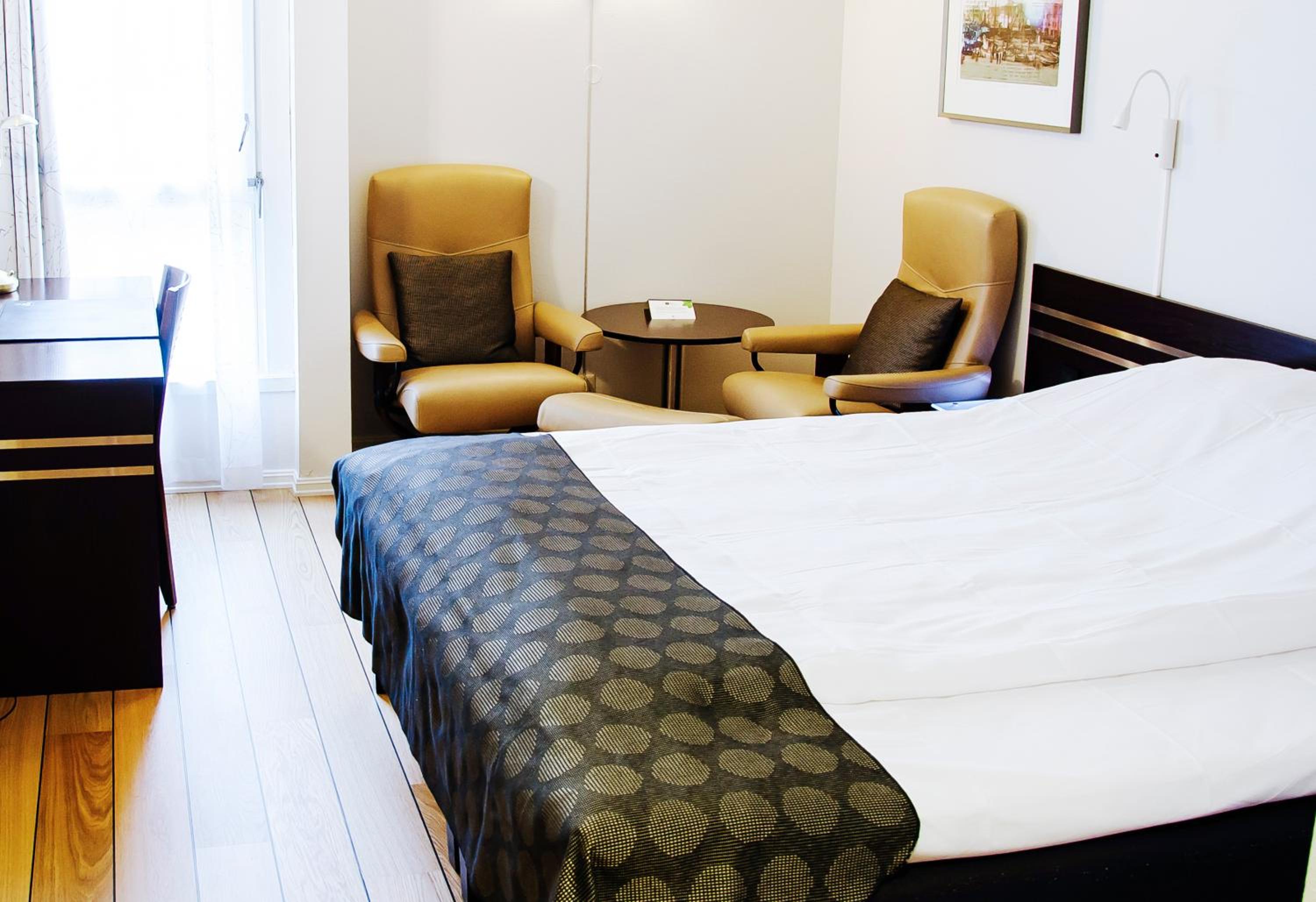 Standard Double Room - Photo 14