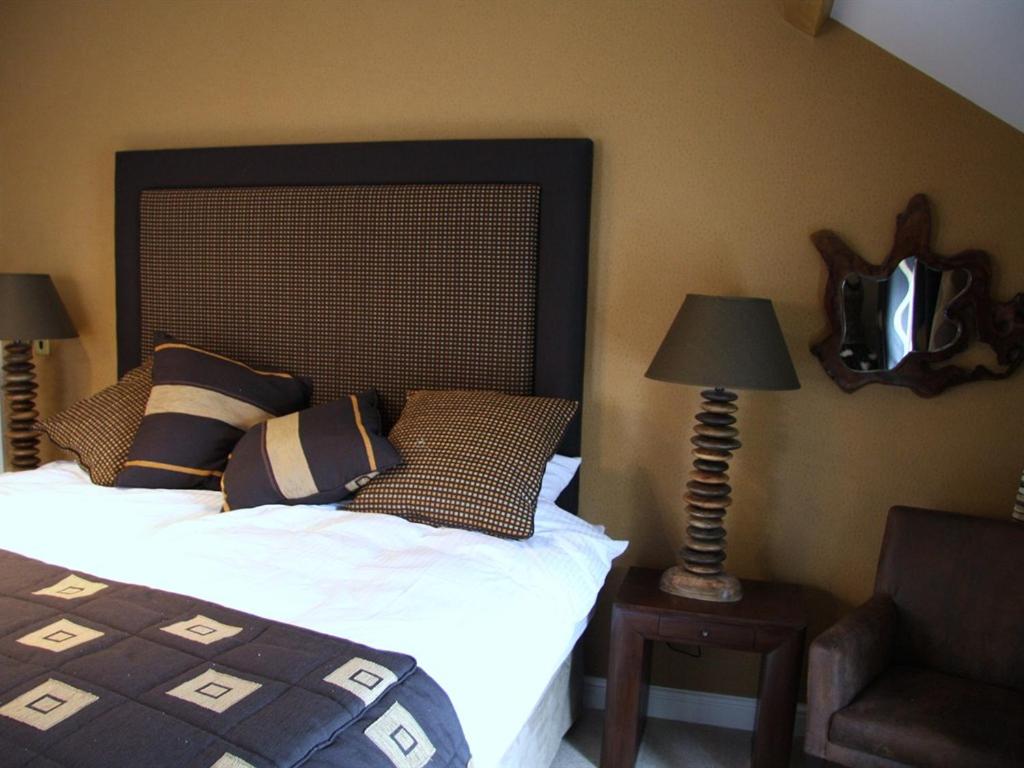 Small Twin Room - Photo 2