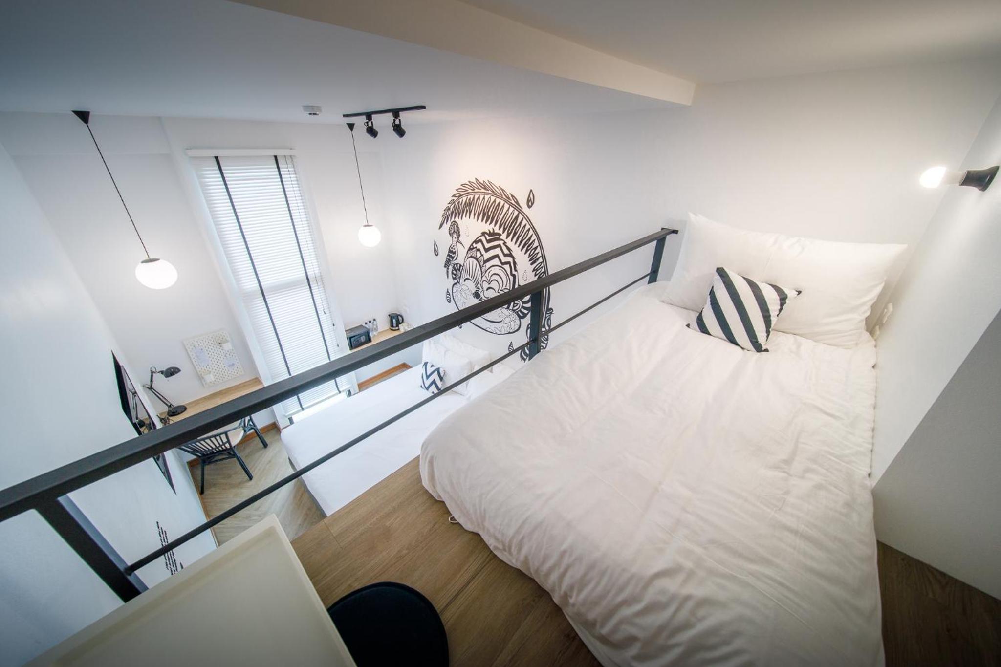 Deluxe Triple Room - Photo 21