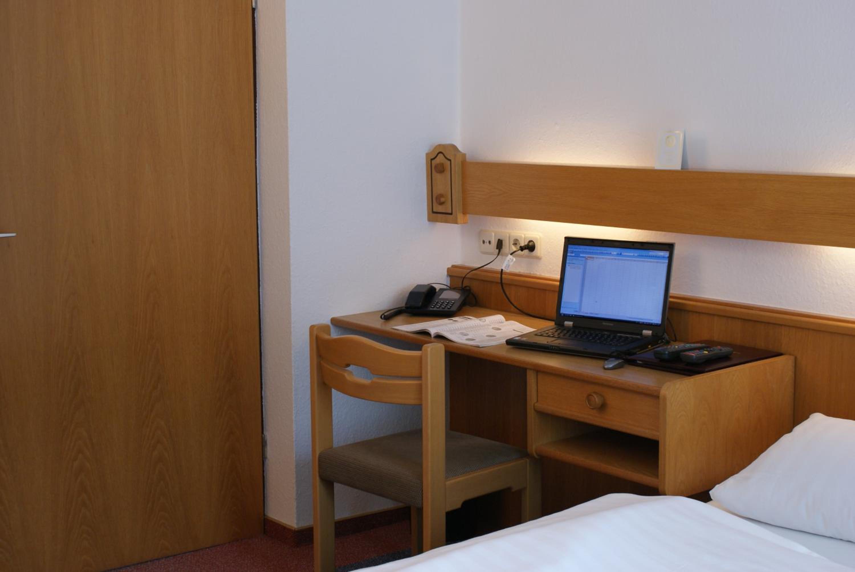 Standard Single Room photo 3