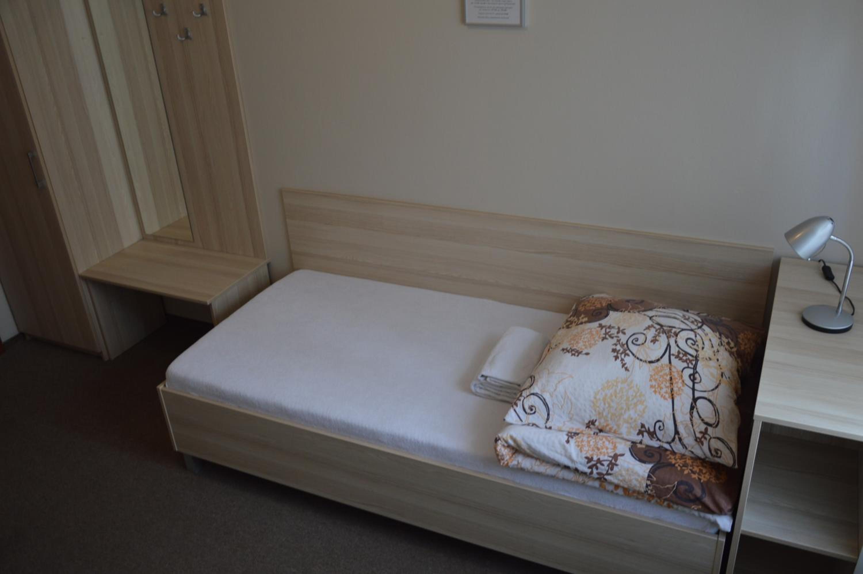 Twin Room - Photo 1