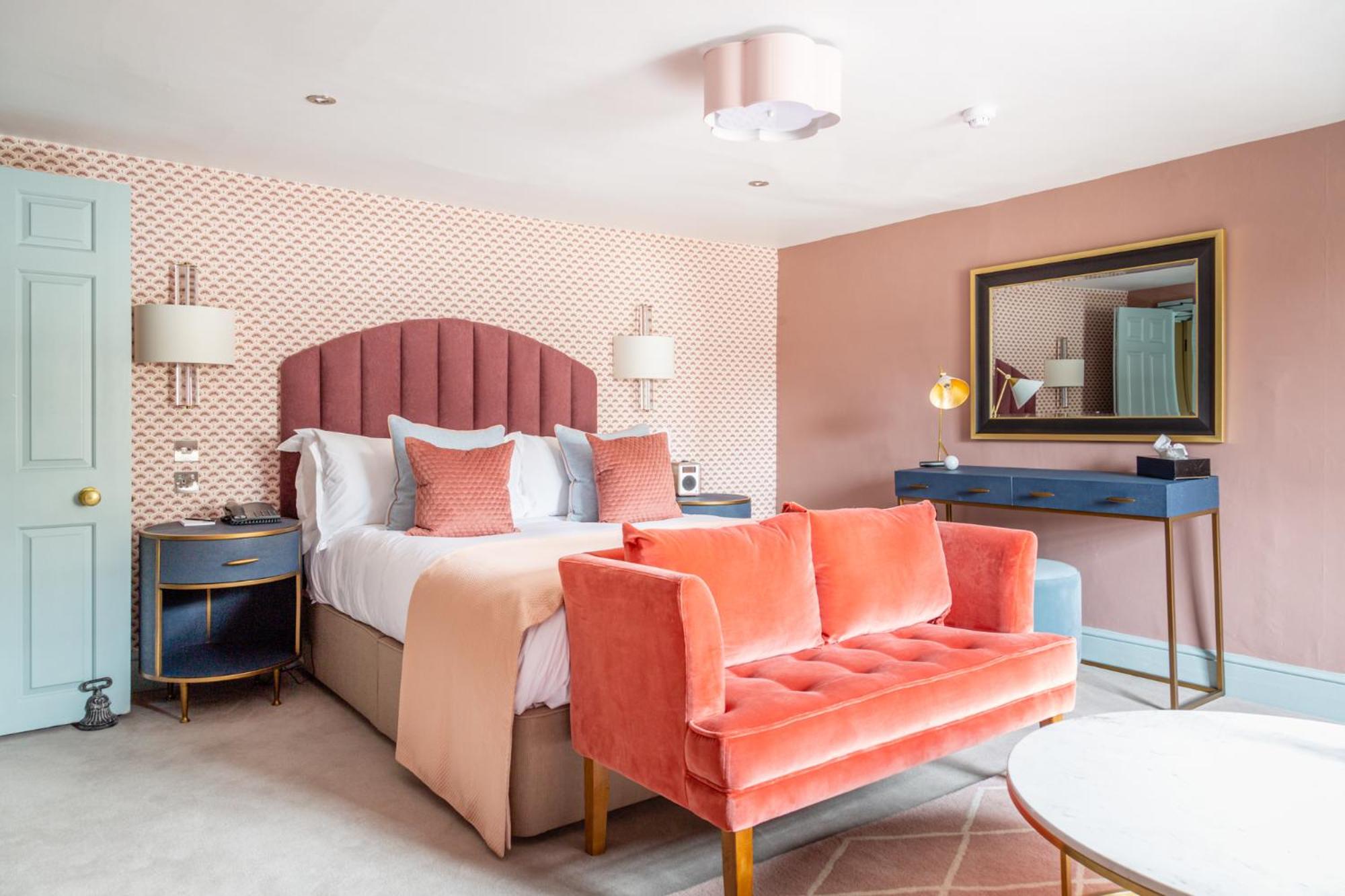 Classic Double Room - Photo 10