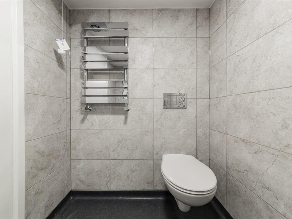 Small Single Room photo 2