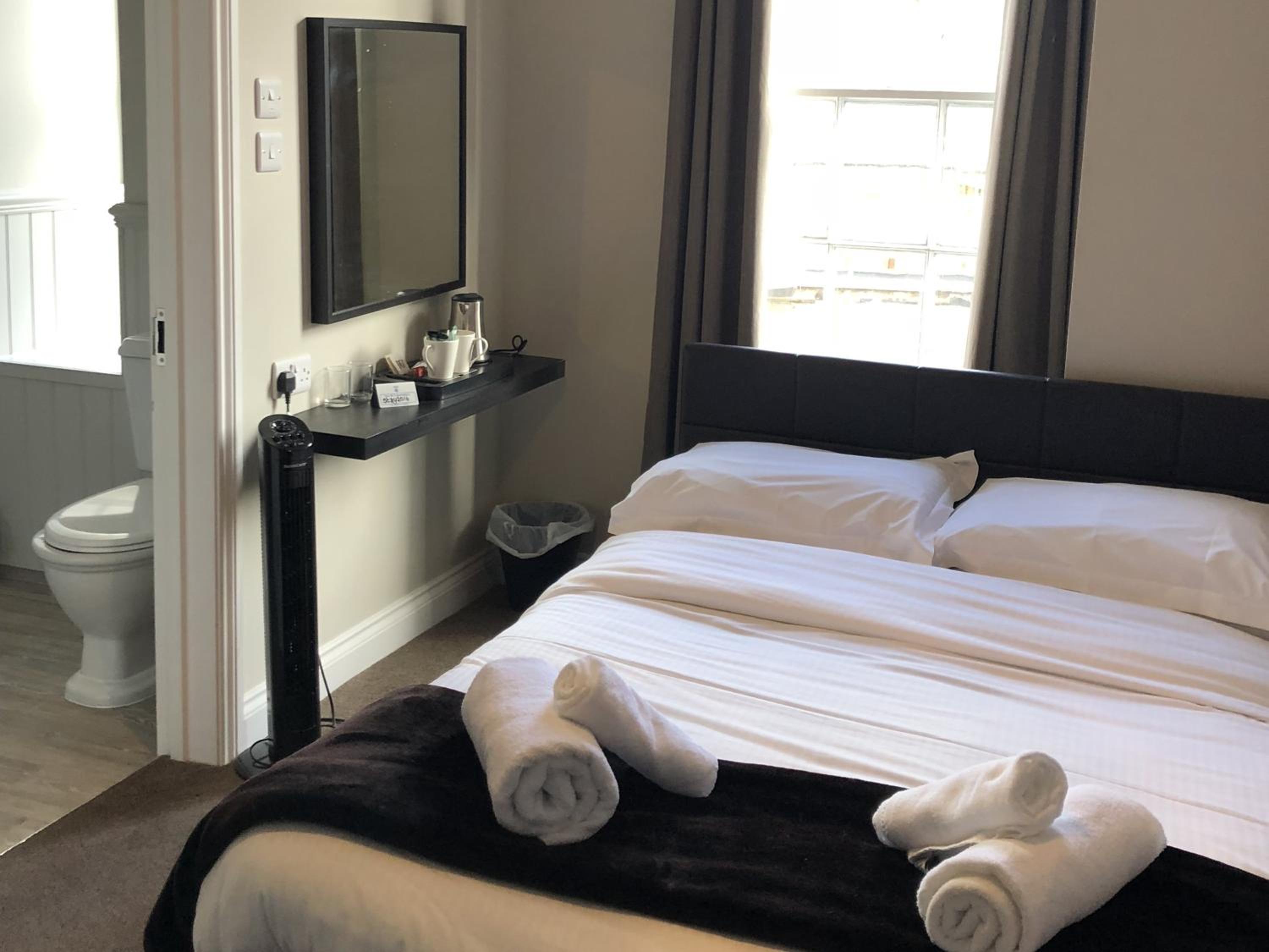 Standard Double Room photo 3