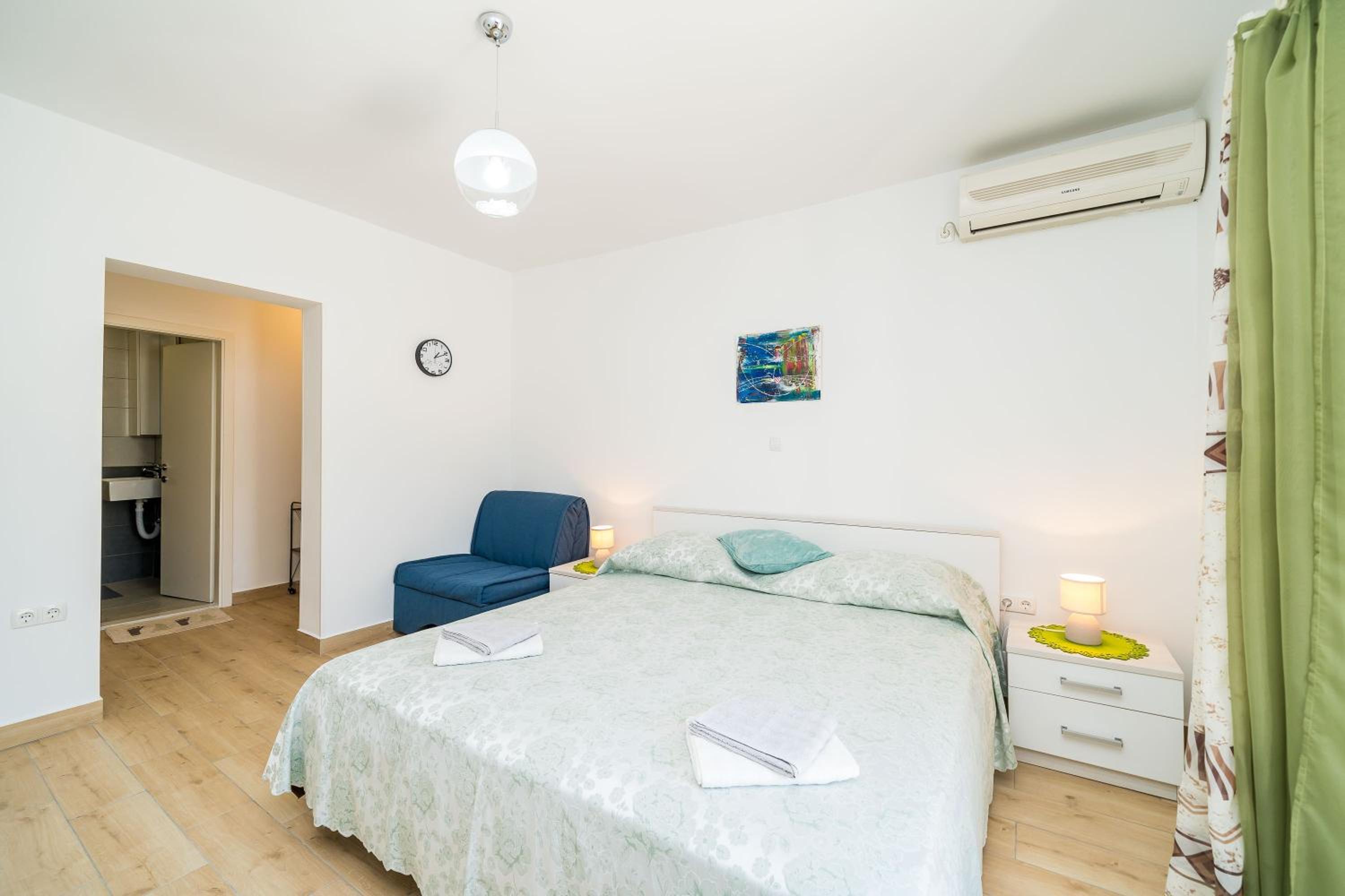 Estudio Estándar con Terraza