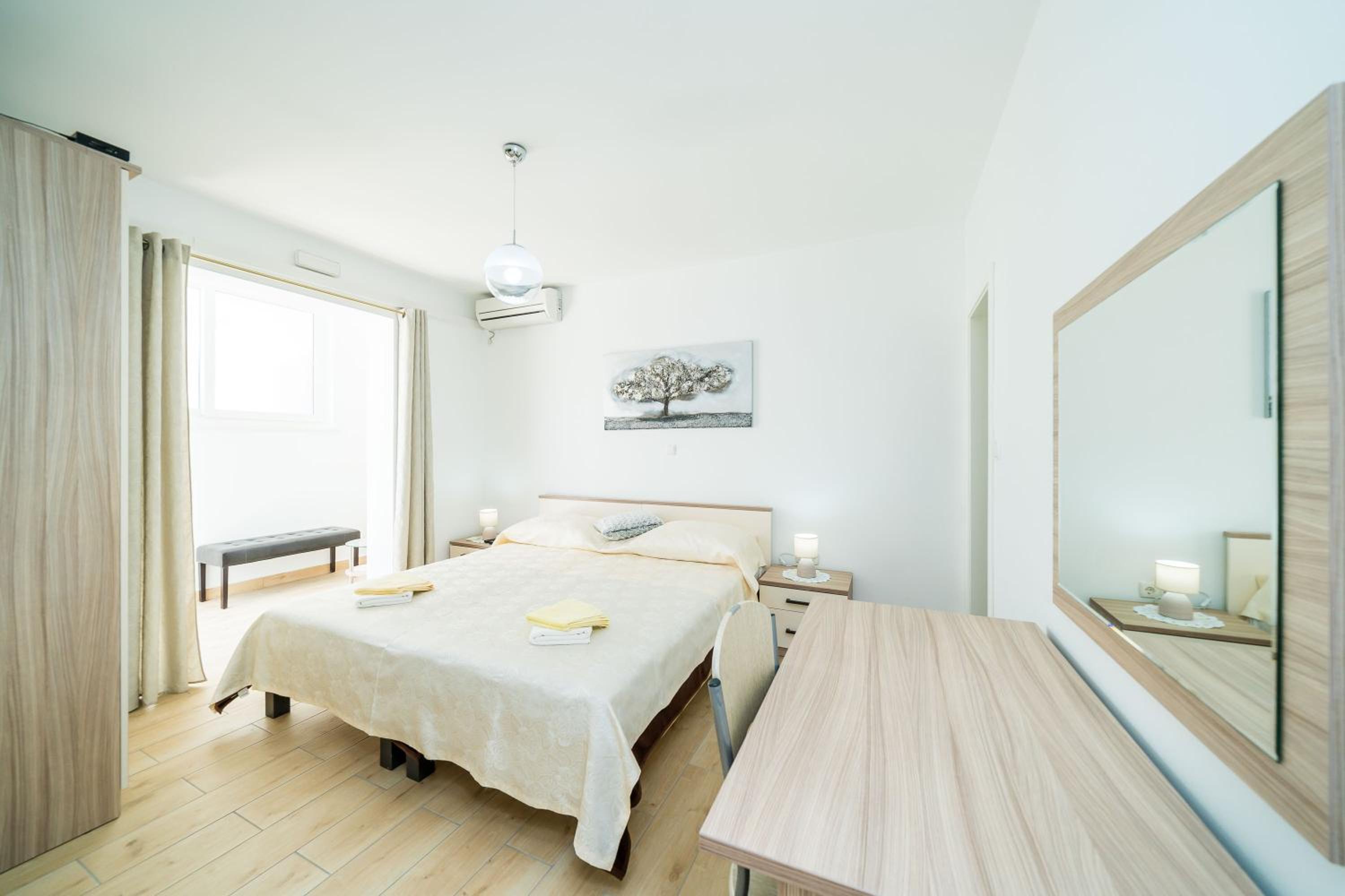 Estudio con Terraza 5