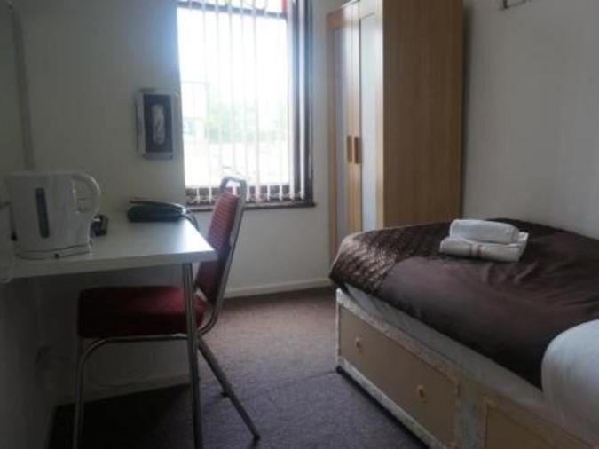 Single Room photo 3