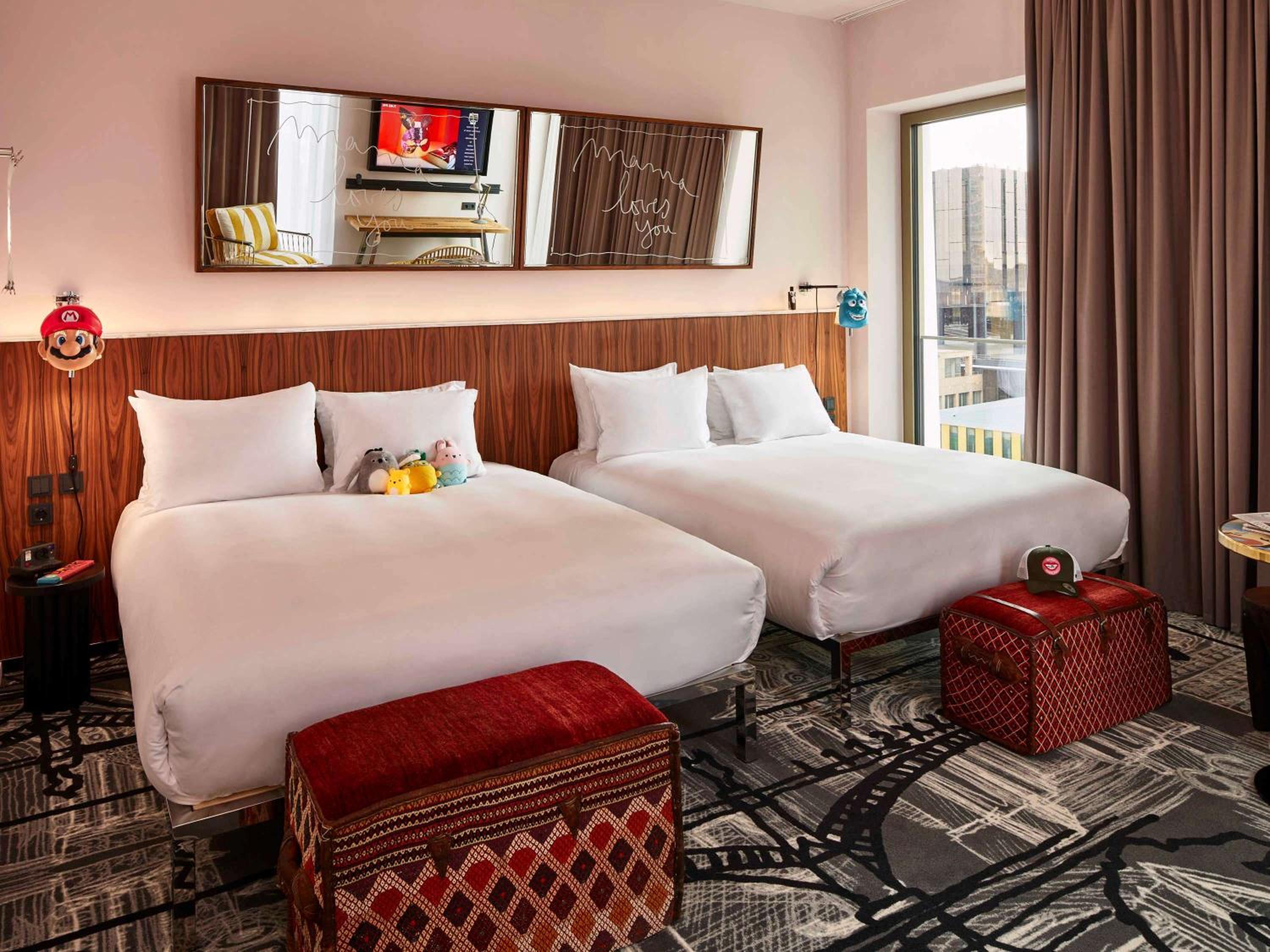 Large Double Room - Photo 1