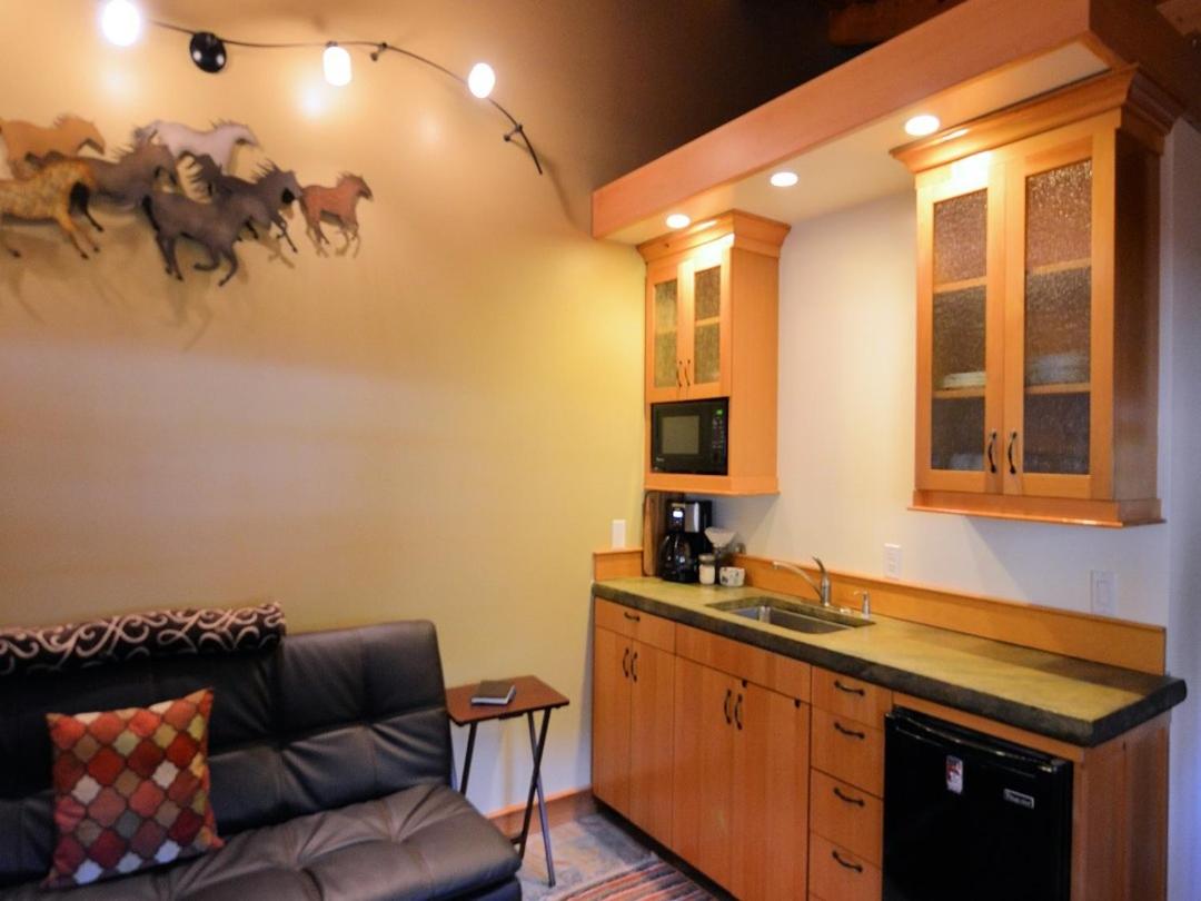 One-Bedroom Cottage photo 3