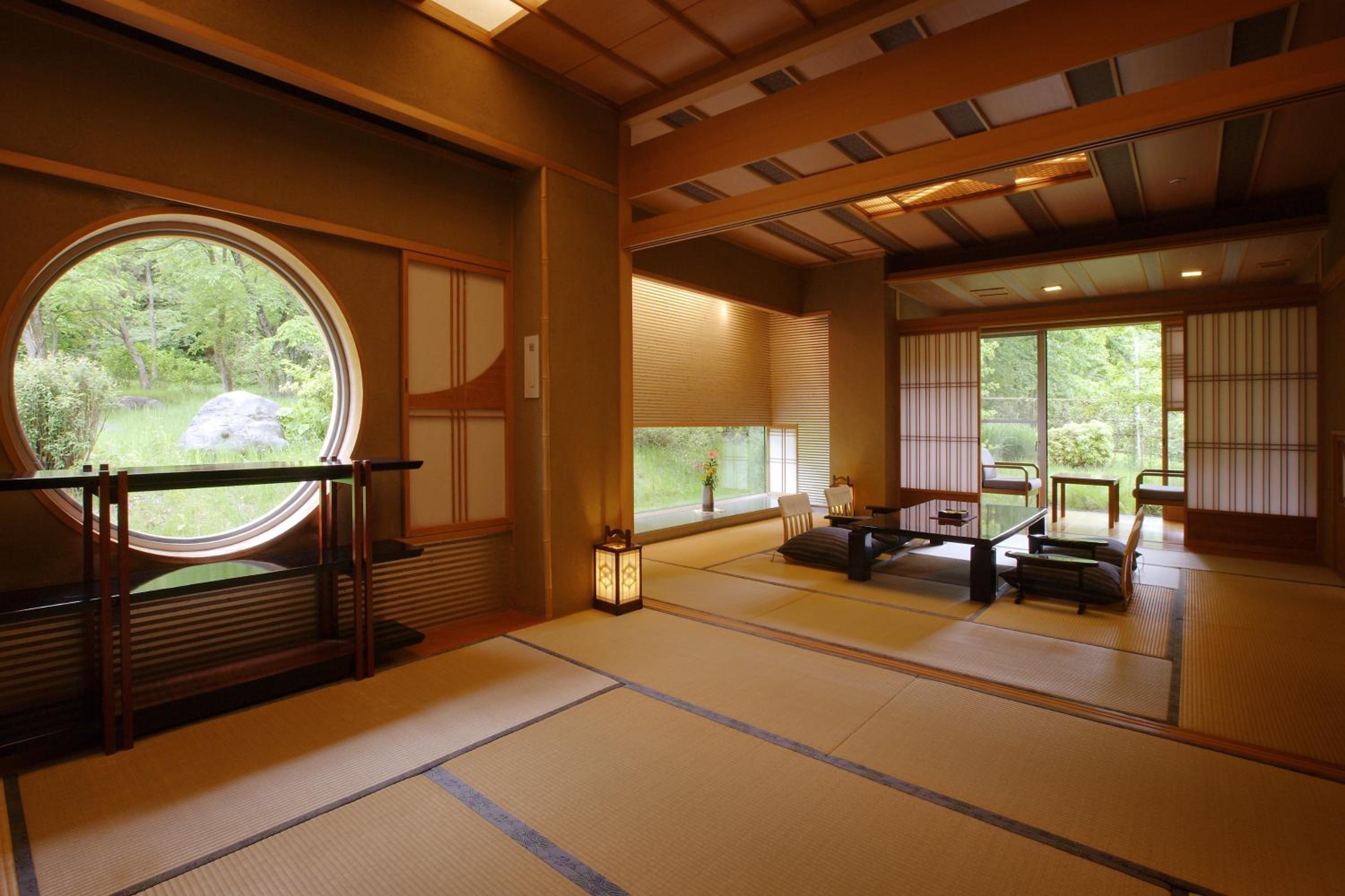 Japanese-Style Suite with Open-Air Bath photo 1